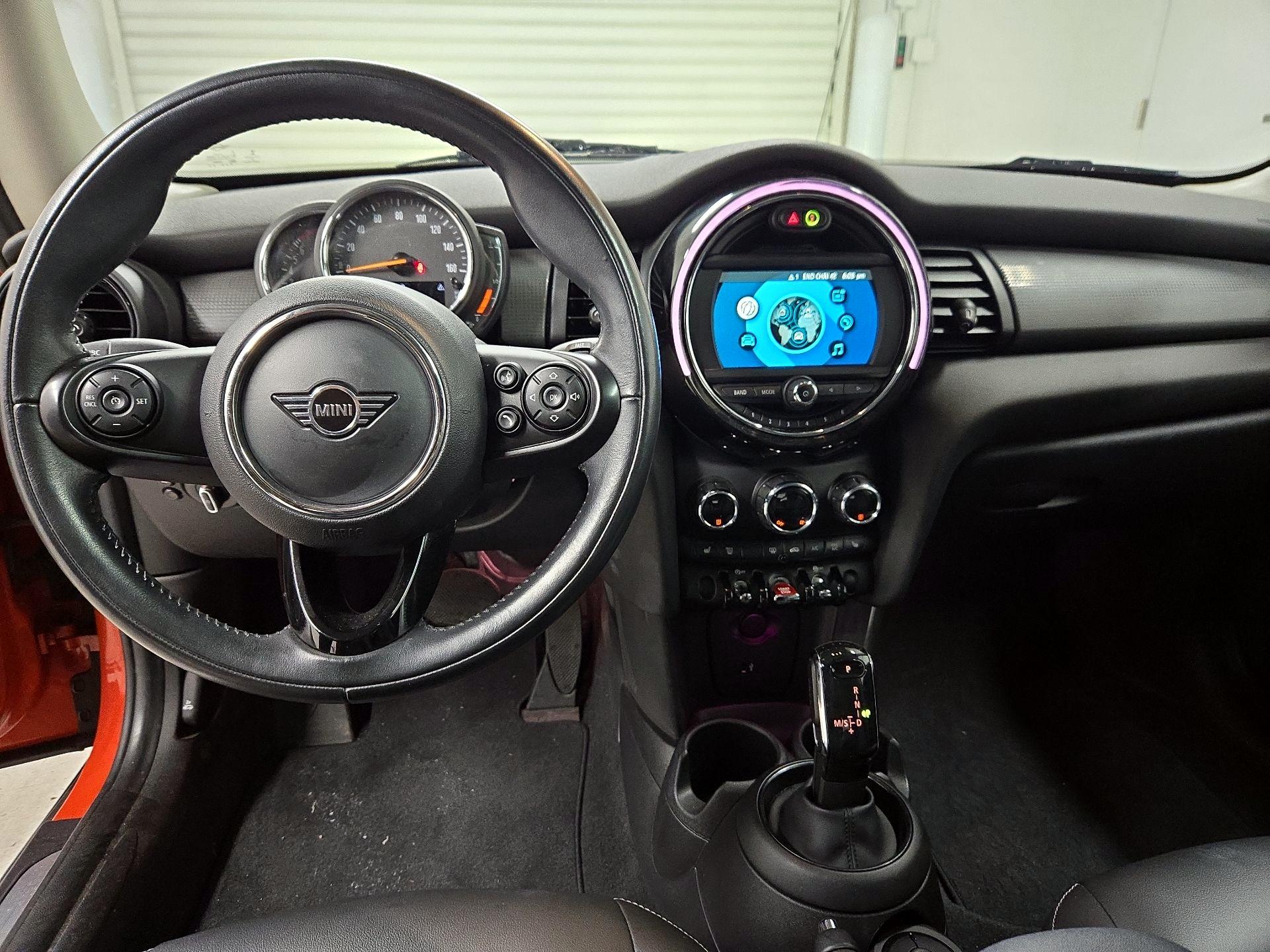 Thumbnail: 2020 MINI Cooper Hardtop - 9