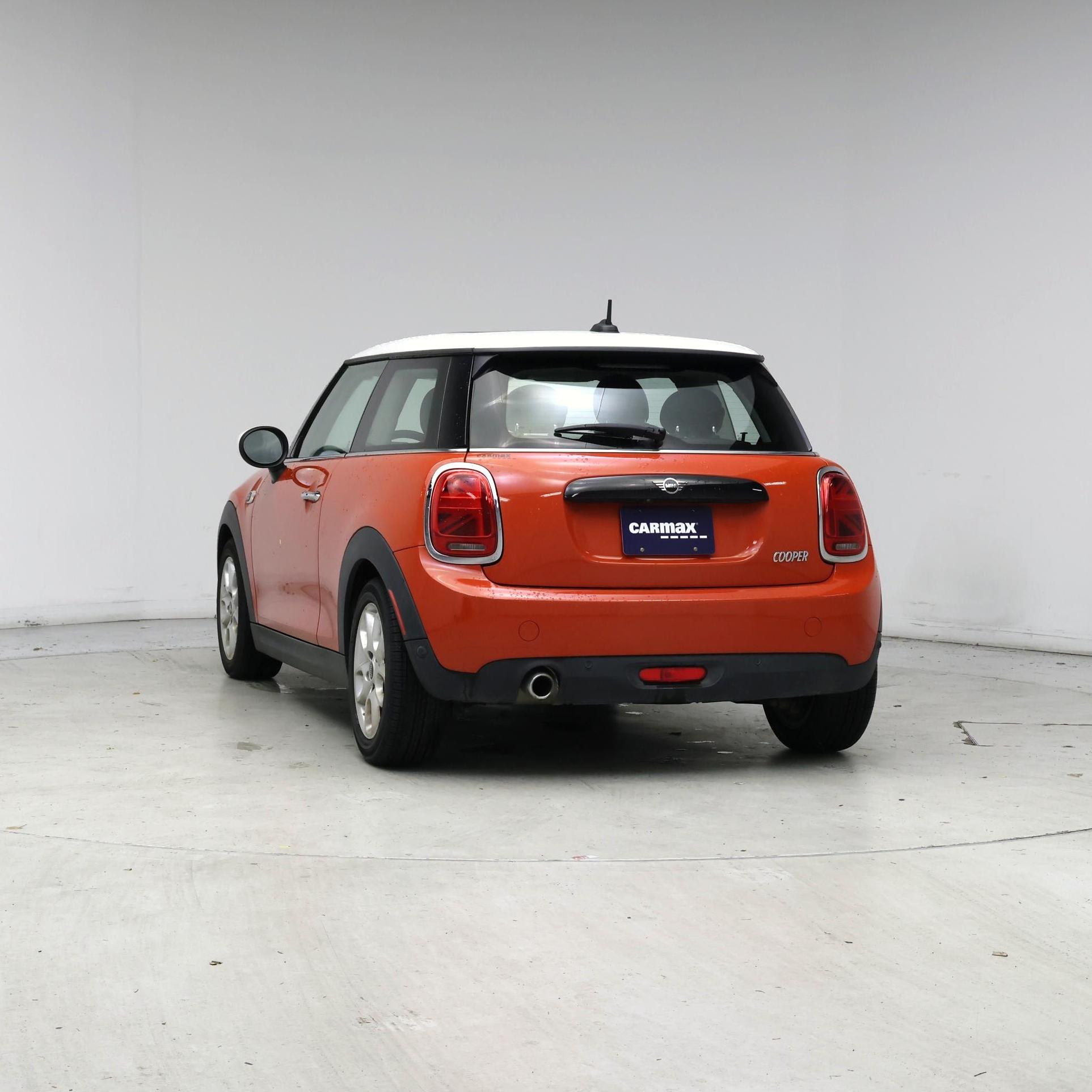 Thumbnail: 2020 MINI Cooper Hardtop - 6