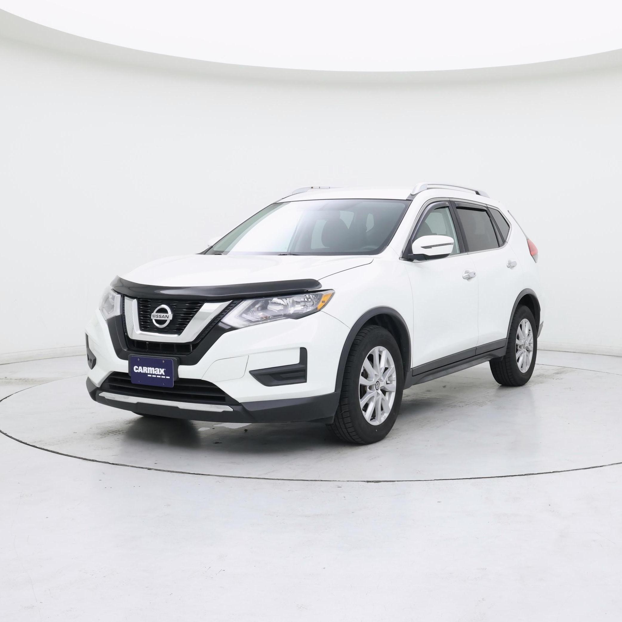 Thumbnail: 2017 Nissan Rogue - 4