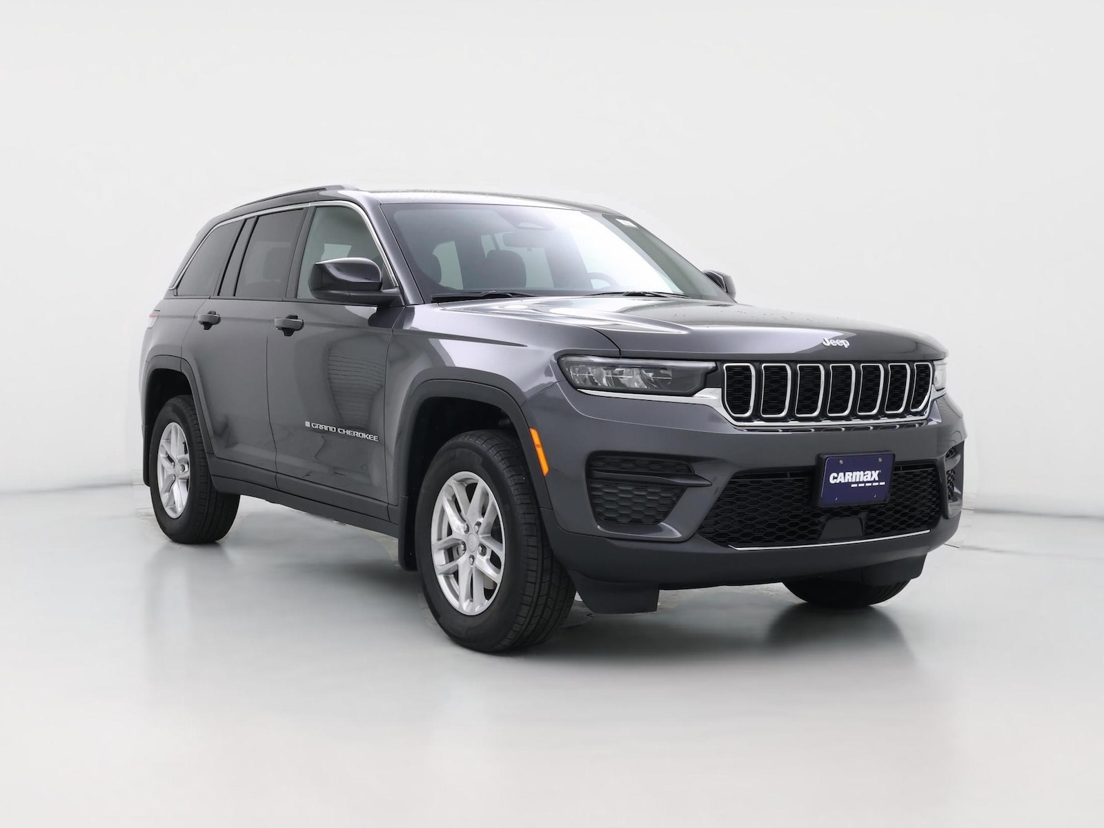 2025 Jeep Grand Cherokee Laredo - Photo 1