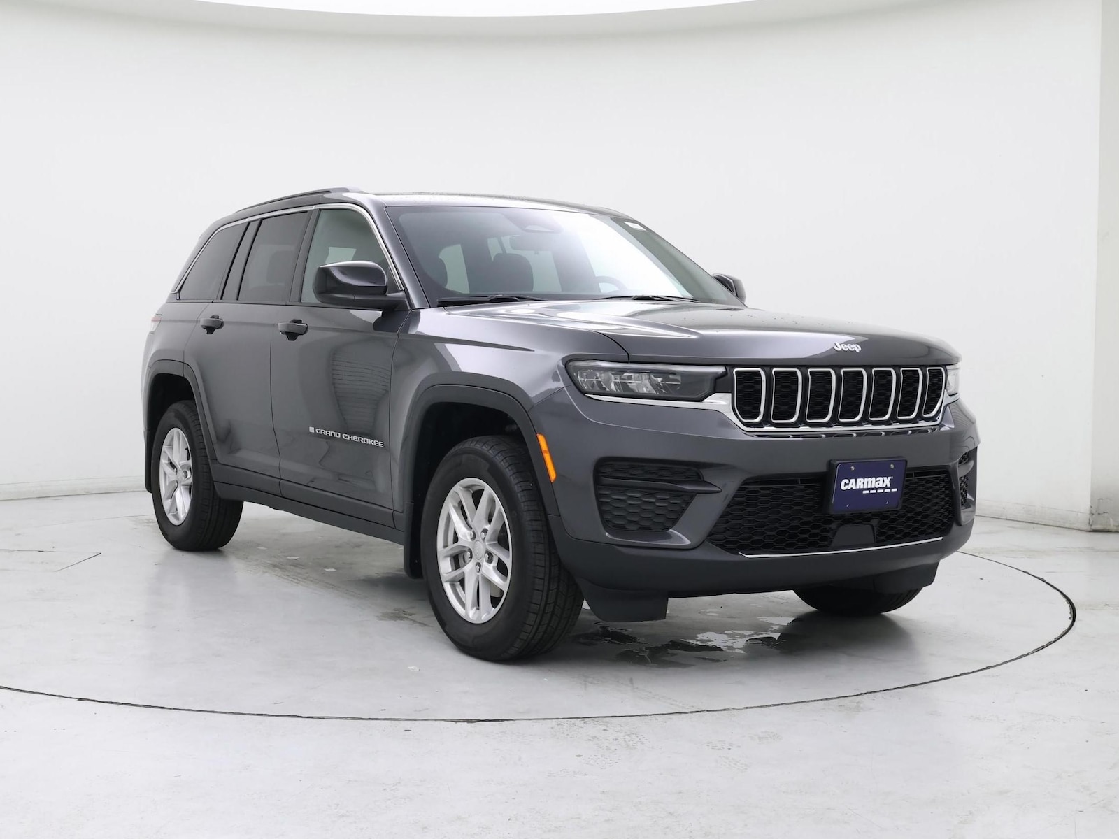2025 Jeep Grand Cherokee Laredo - Photo 2