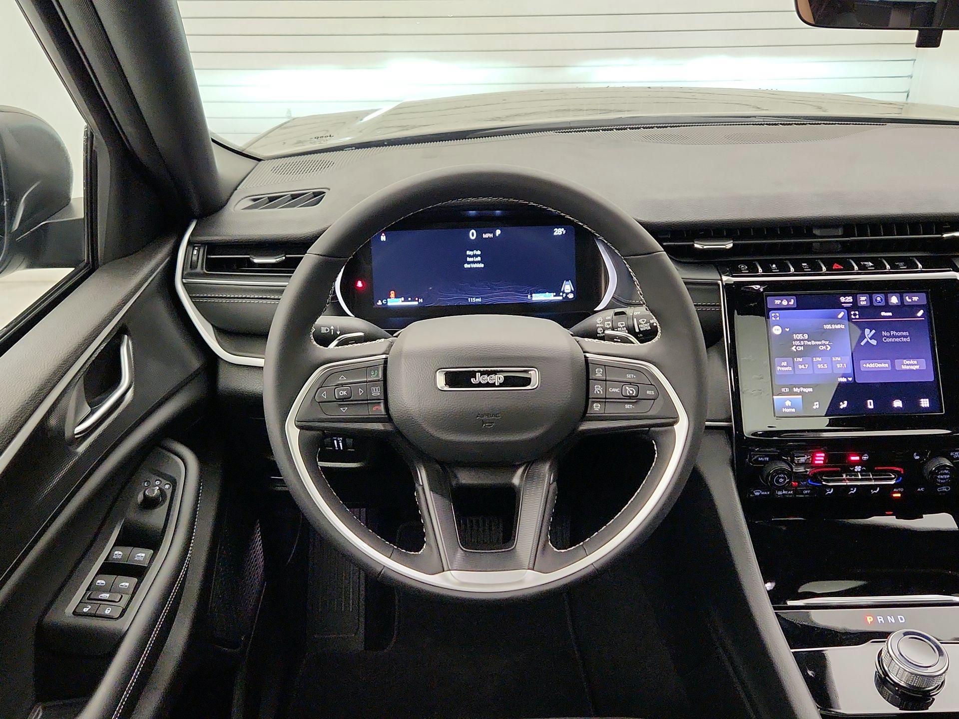 Thumbnail: 2025 Jeep Grand Cherokee - 10