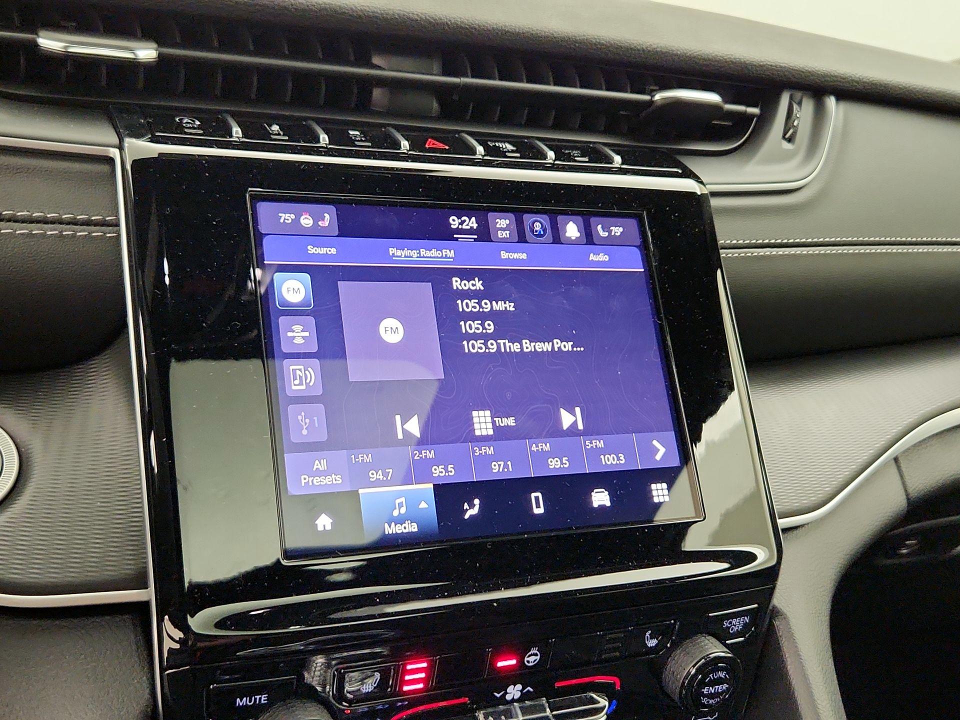 Thumbnail: 2025 Jeep Grand Cherokee - 15