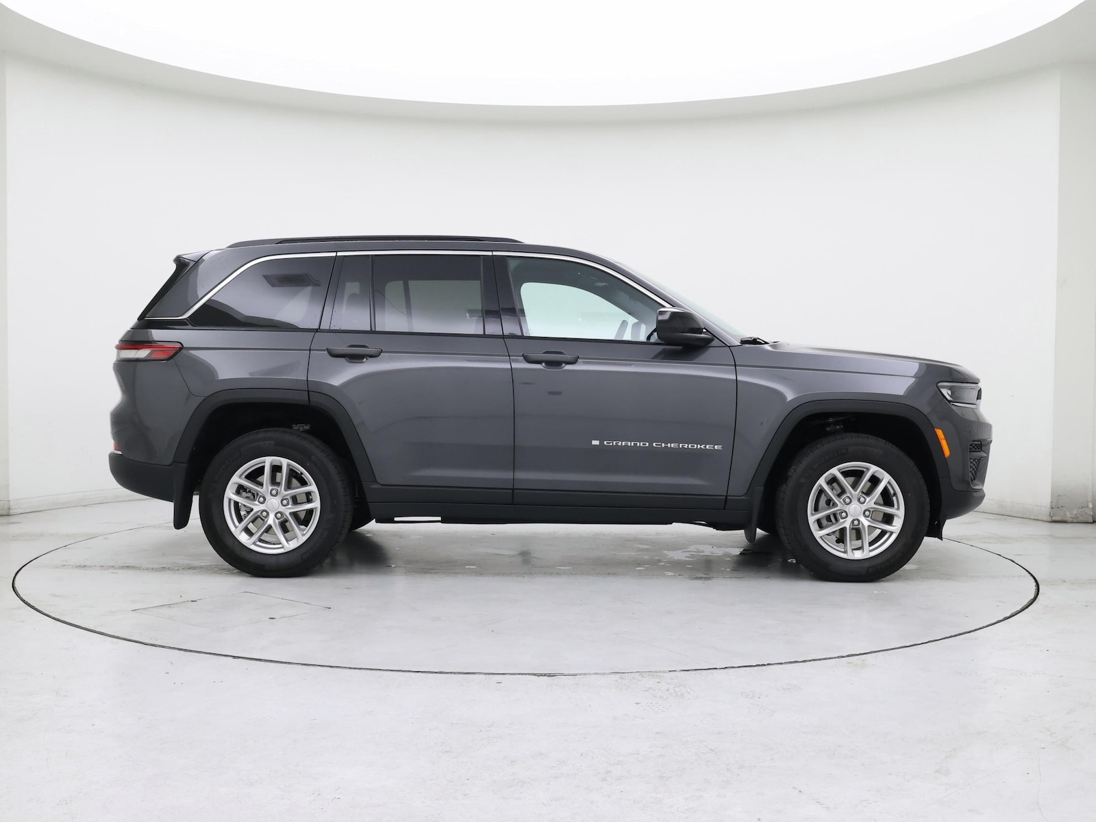 2025 Jeep Grand Cherokee Laredo - Photo 8