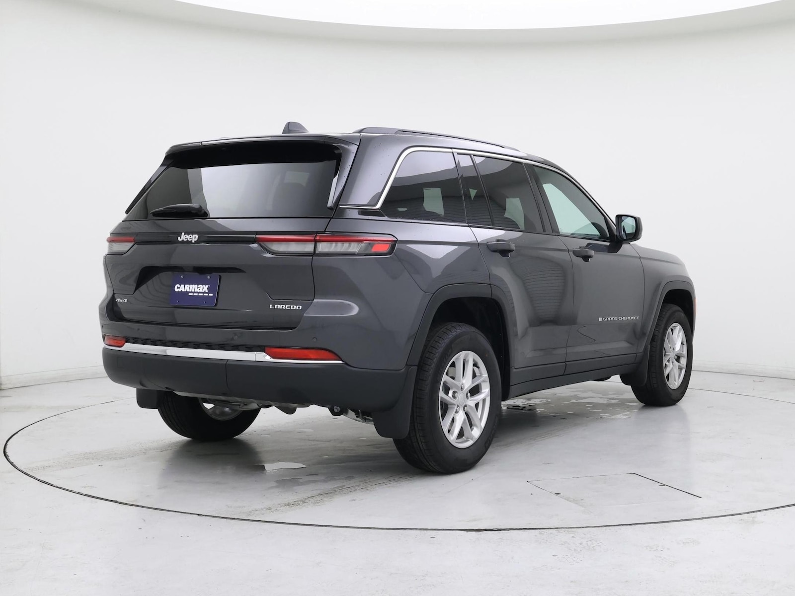 2025 Jeep Grand Cherokee Laredo - Photo 9