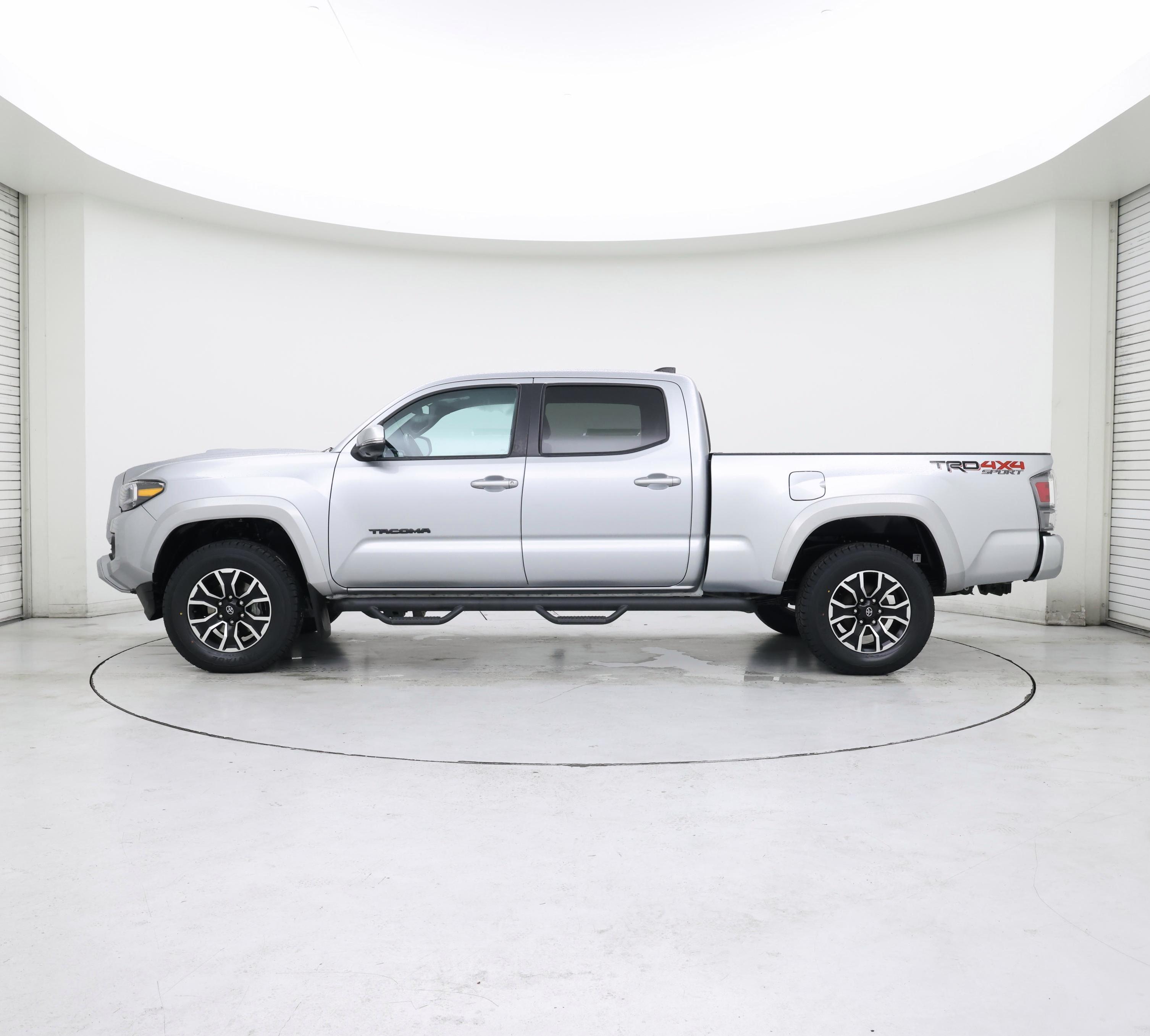 Thumbnail: 2023 Toyota Tacoma - 3