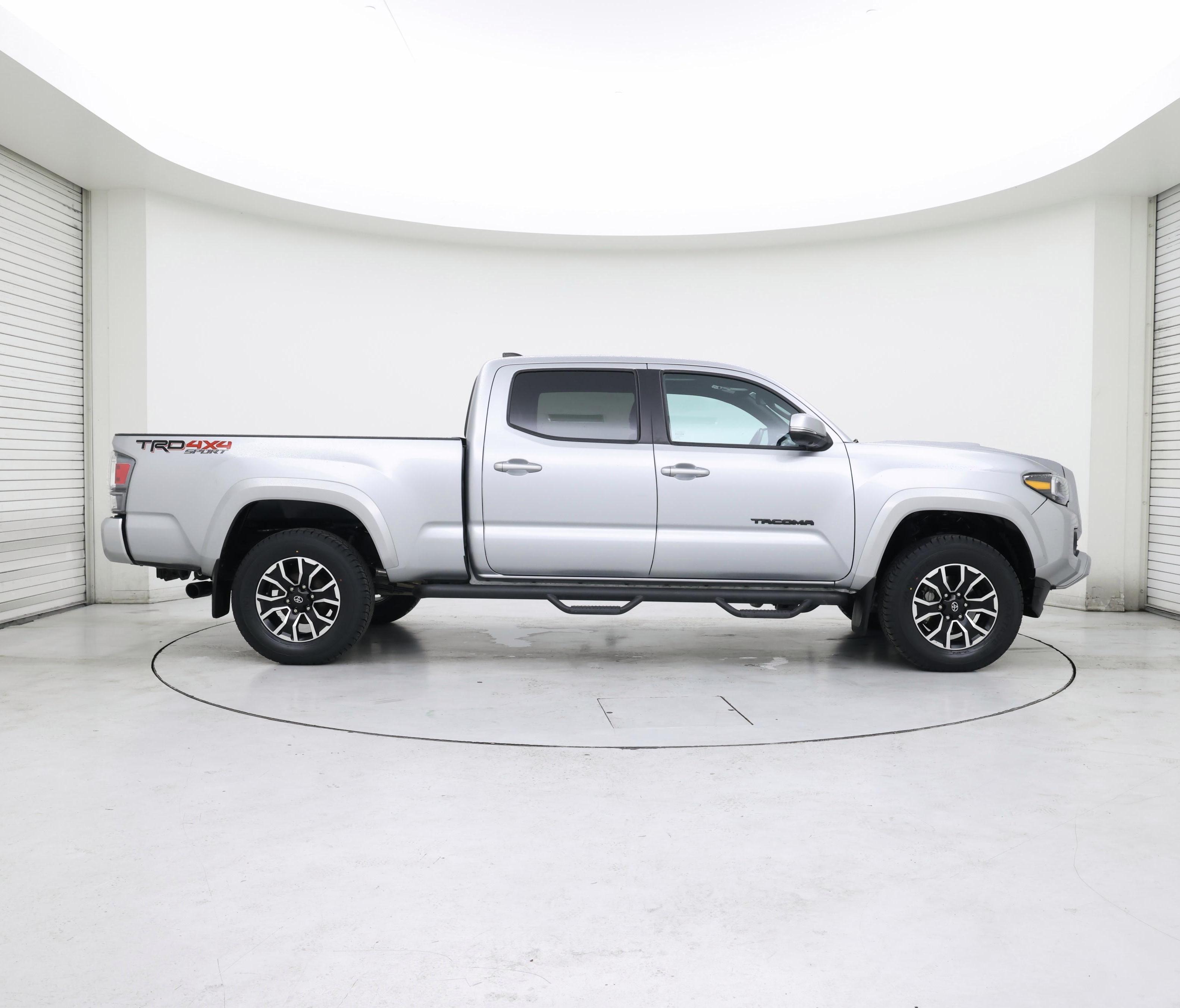 Thumbnail: 2023 Toyota Tacoma - 7