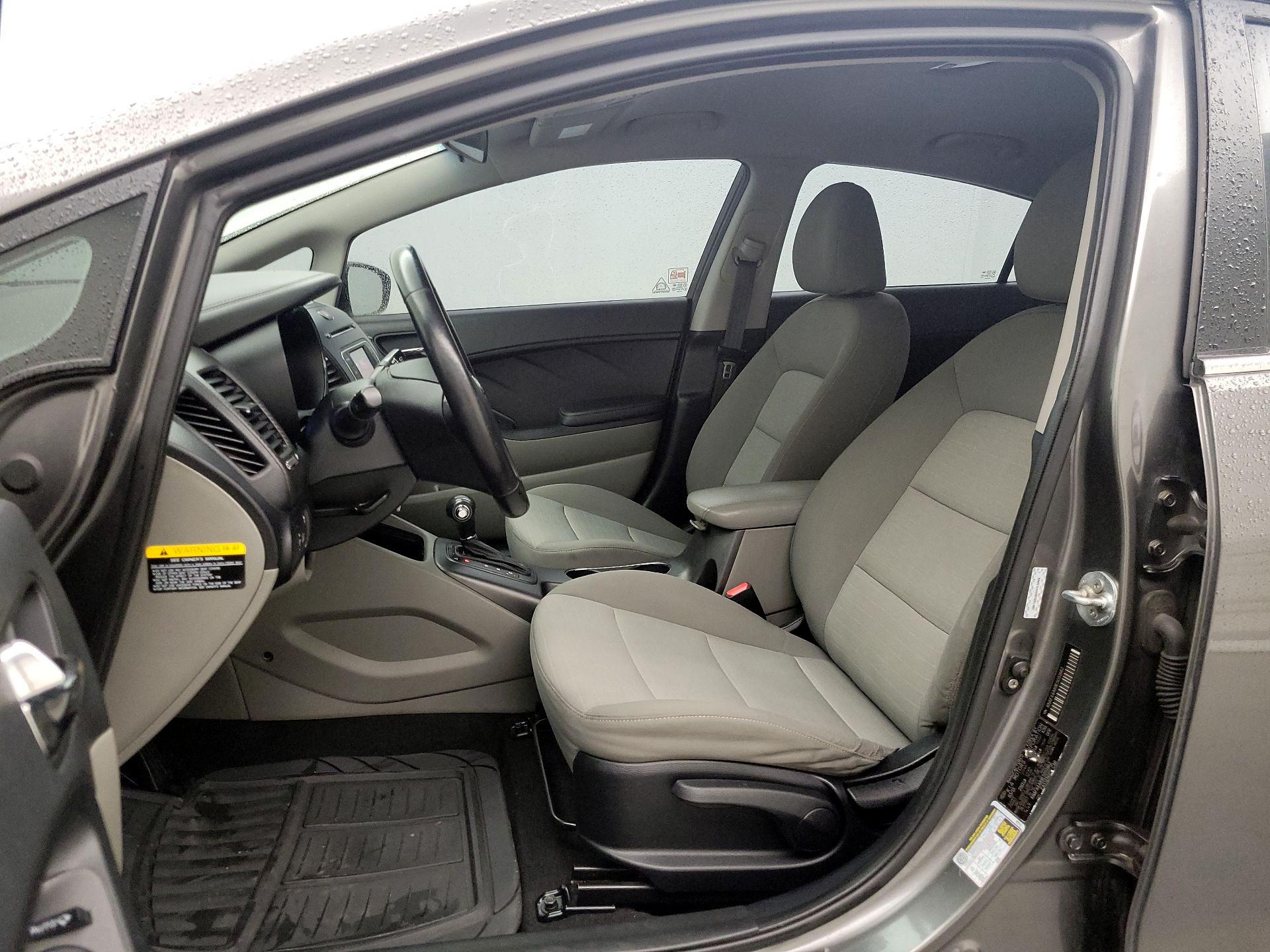 Thumbnail: 2014 Kia Forte - 11