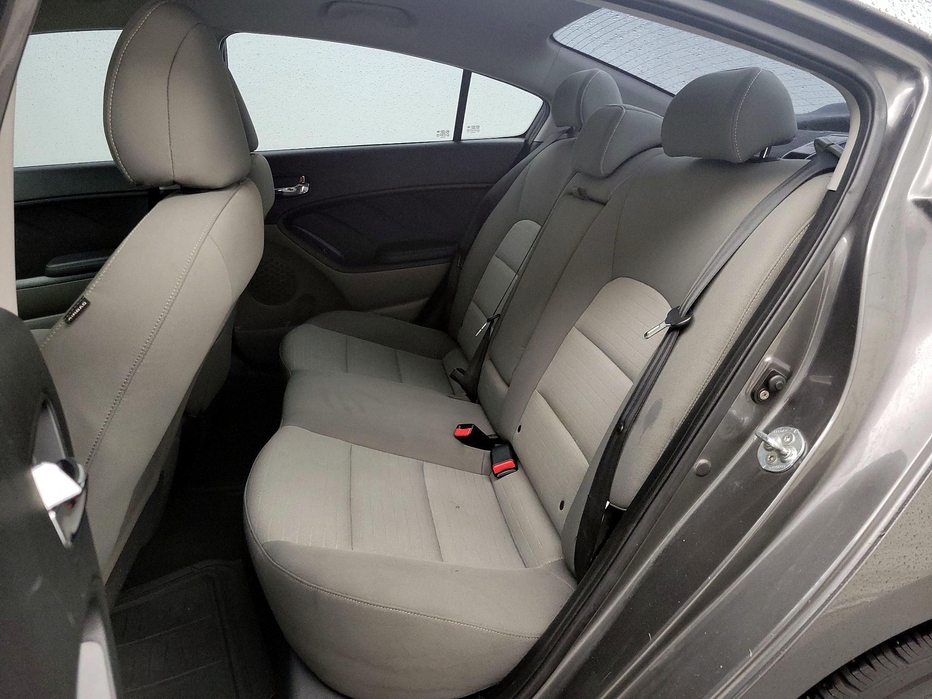 Thumbnail: 2014 Kia Forte - 19