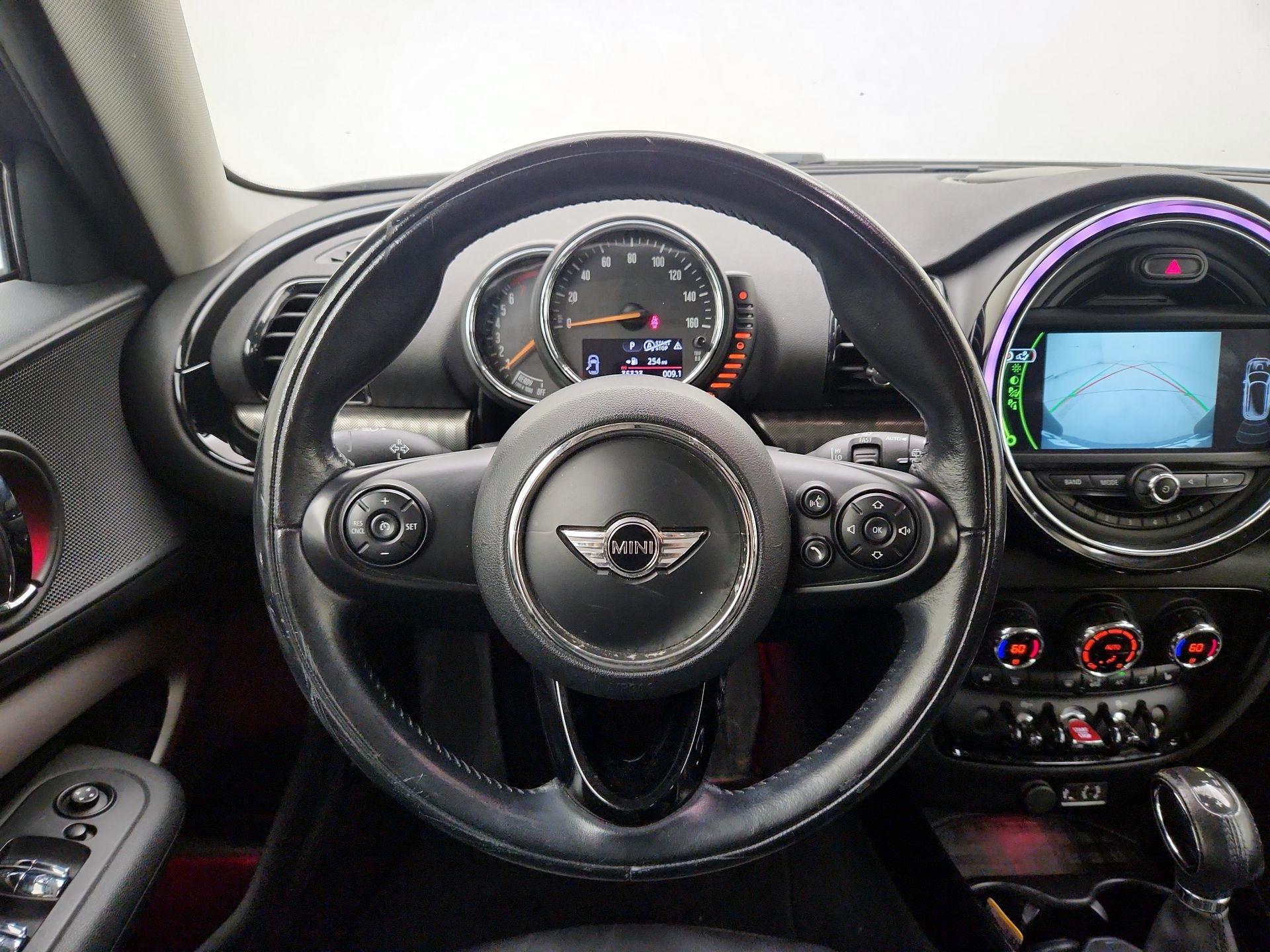 Thumbnail: 2017 MINI Cooper Clubman - 10