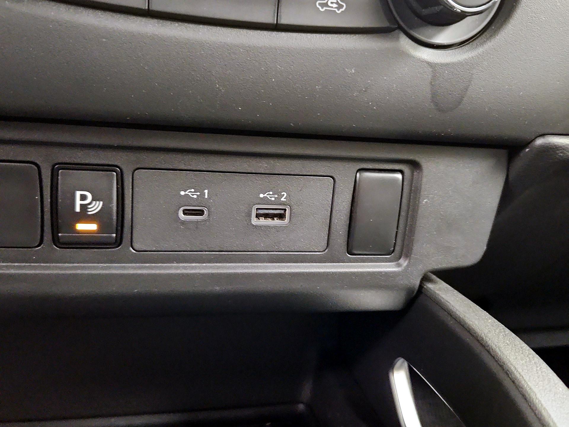 Thumbnail: 2024 Nissan Frontier - 18