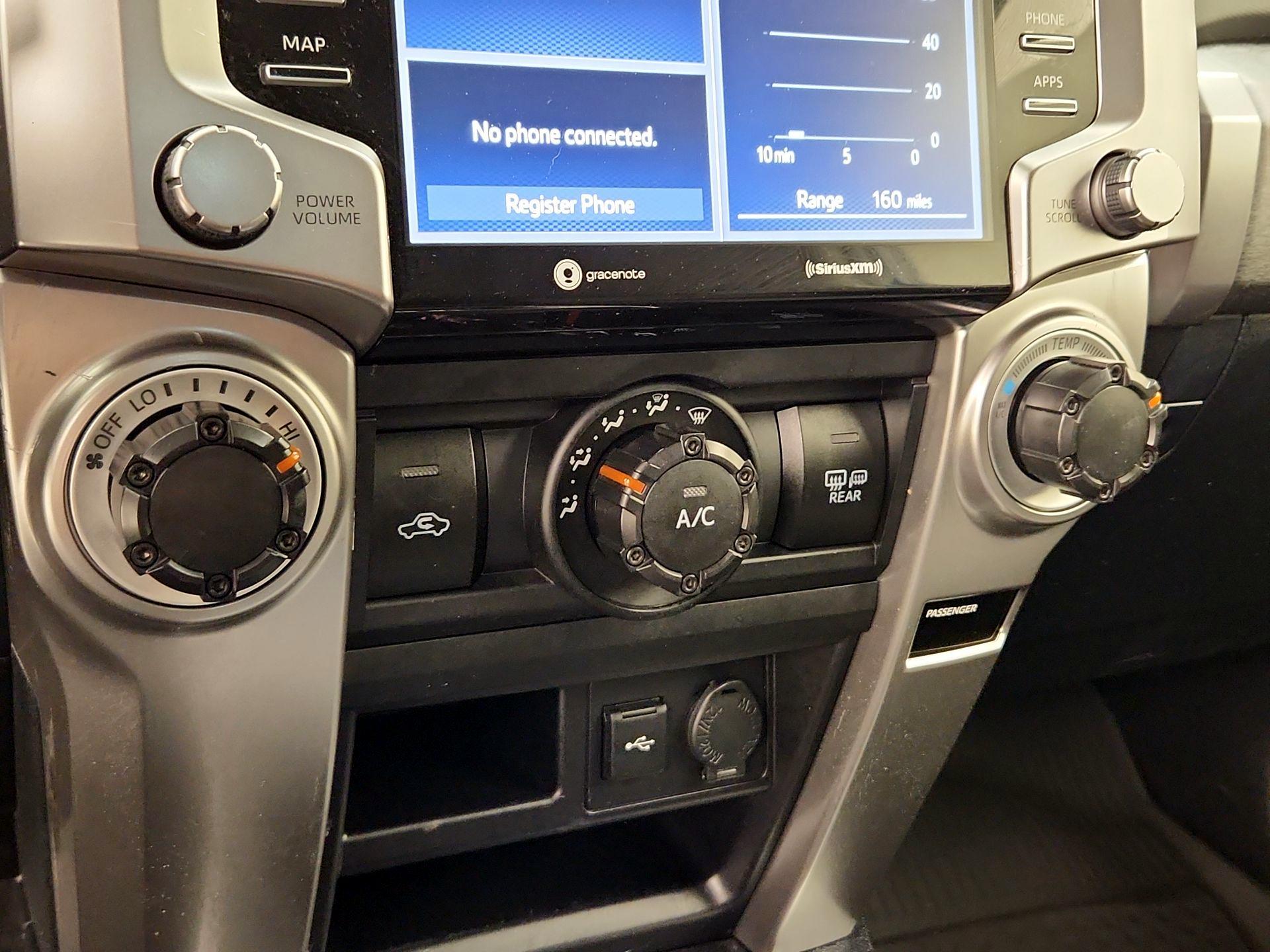 Thumbnail: 2021 Toyota 4Runner - 16