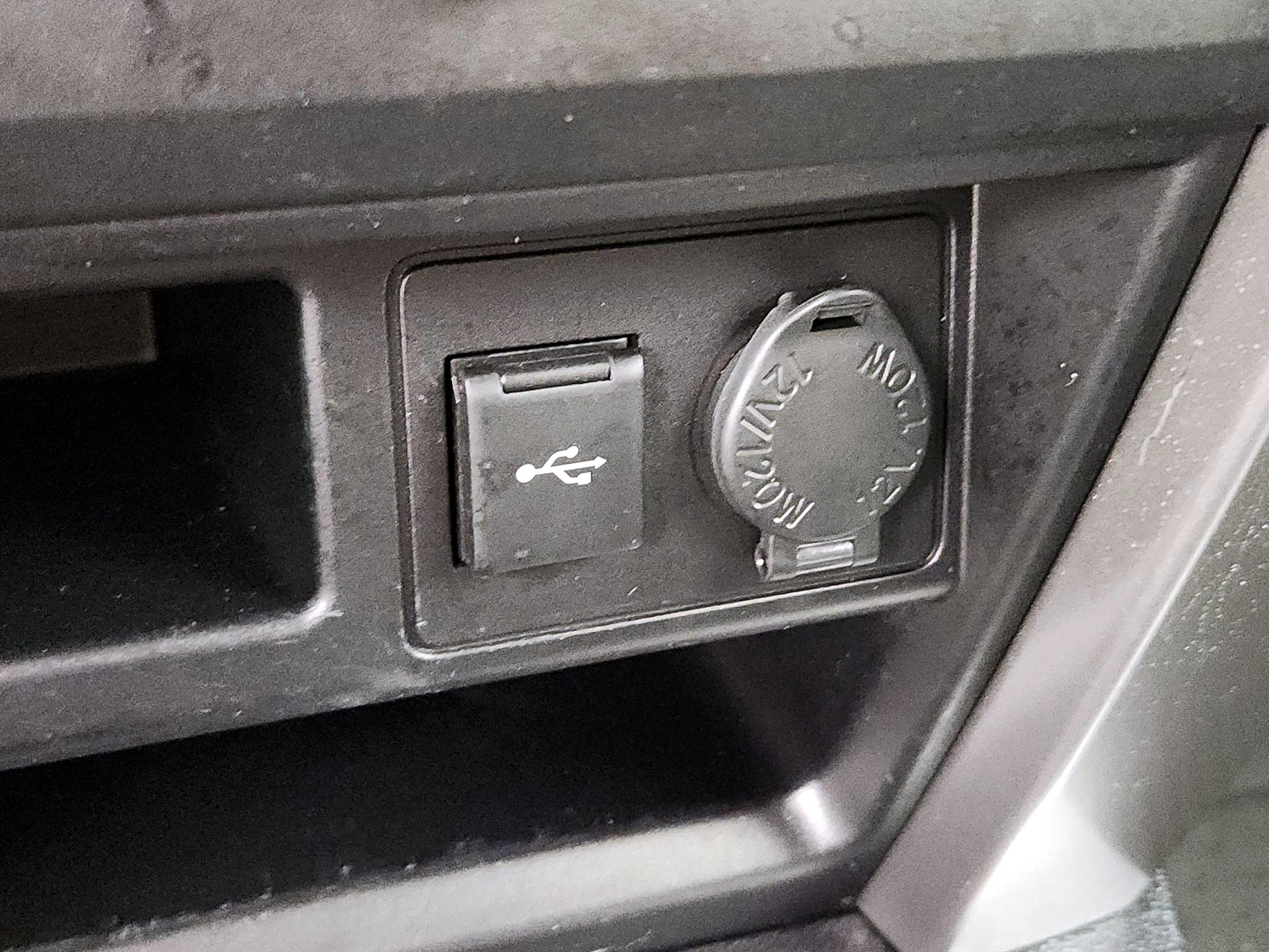 Thumbnail: 2021 Toyota 4Runner - 18