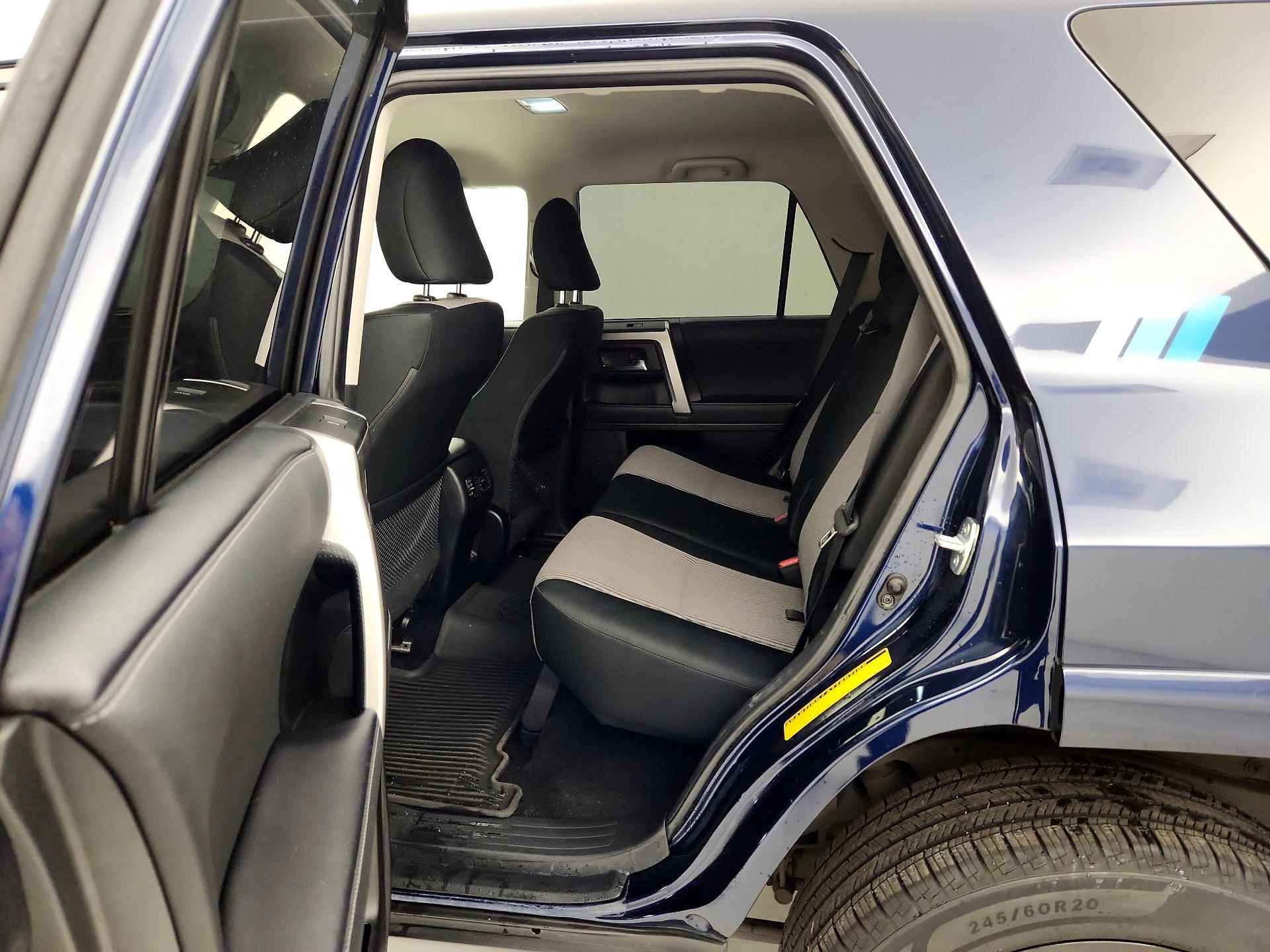 Thumbnail: 2021 Toyota 4Runner - 19