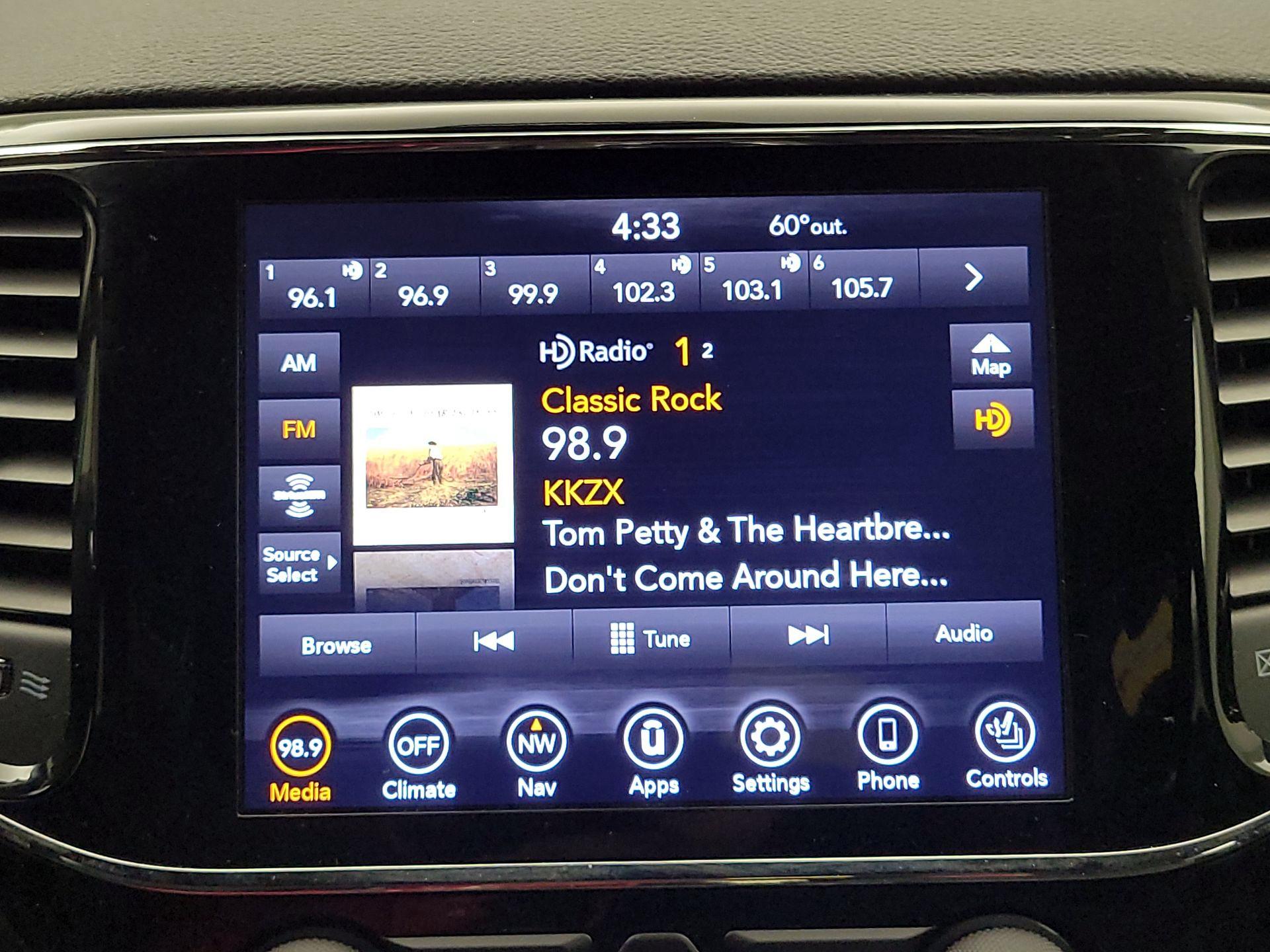 Thumbnail: 2020 Jeep Grand Cherokee - 16