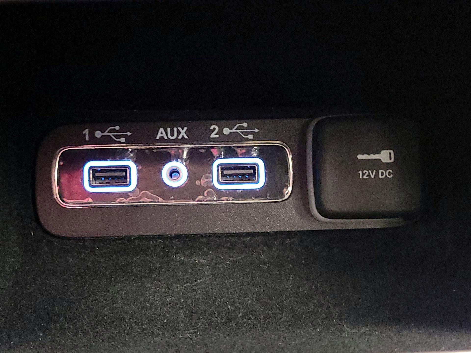 Thumbnail: 2020 Jeep Grand Cherokee - 19