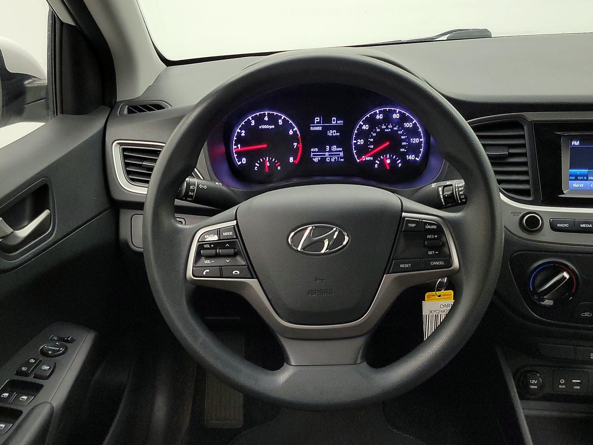 Thumbnail: 2019 Hyundai Accent - 10