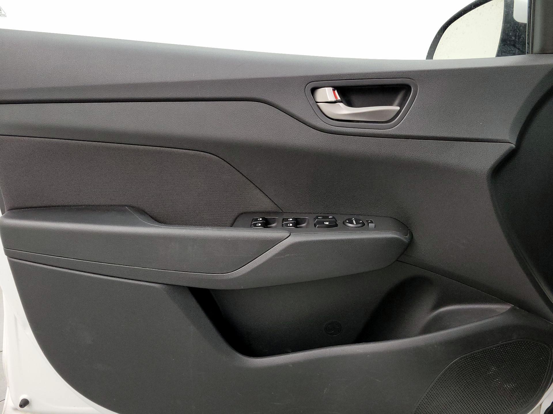 Thumbnail: 2019 Hyundai Accent - 12