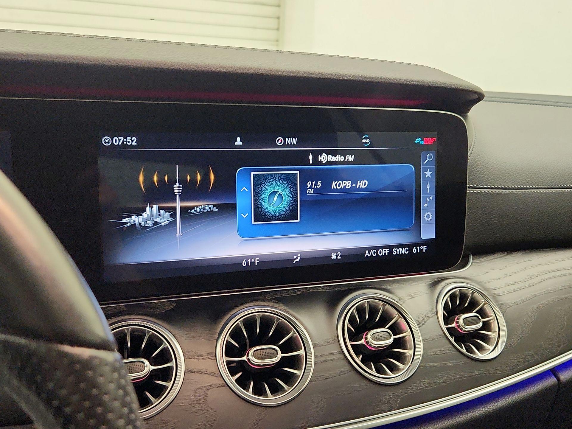 Thumbnail: 2019 Mercedes-Benz E-Class - 16