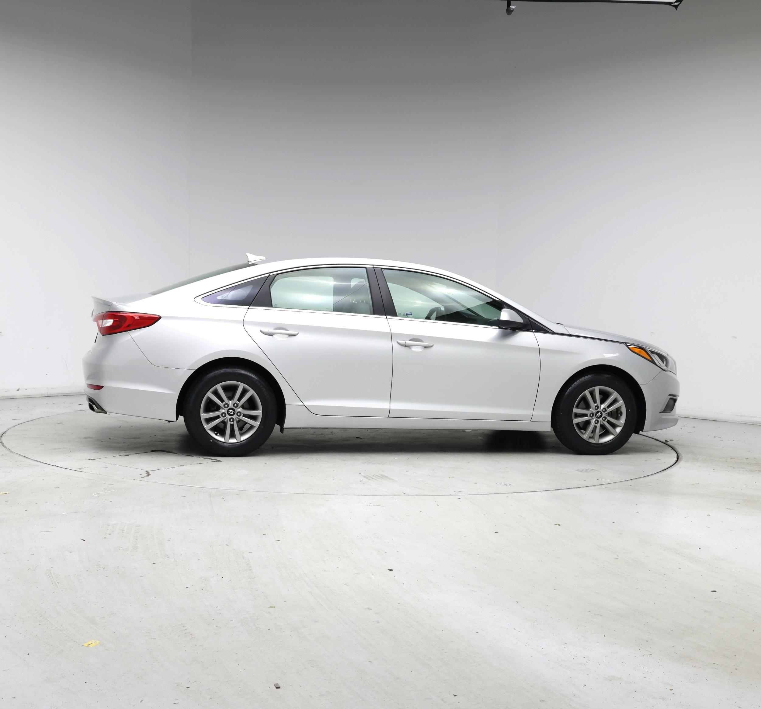 Thumbnail: 2016 Hyundai Sonata - 7