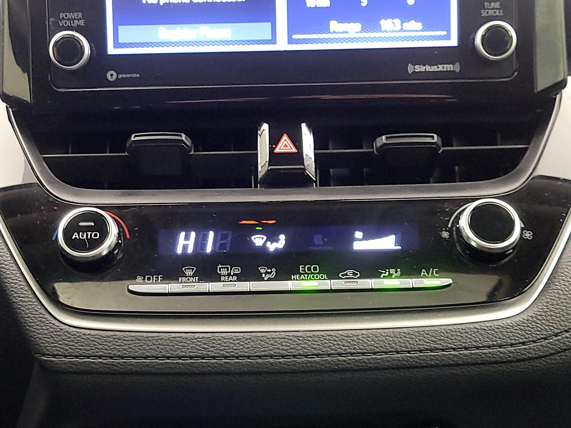 Thumbnail: 2022 Toyota Corolla Cross - 17