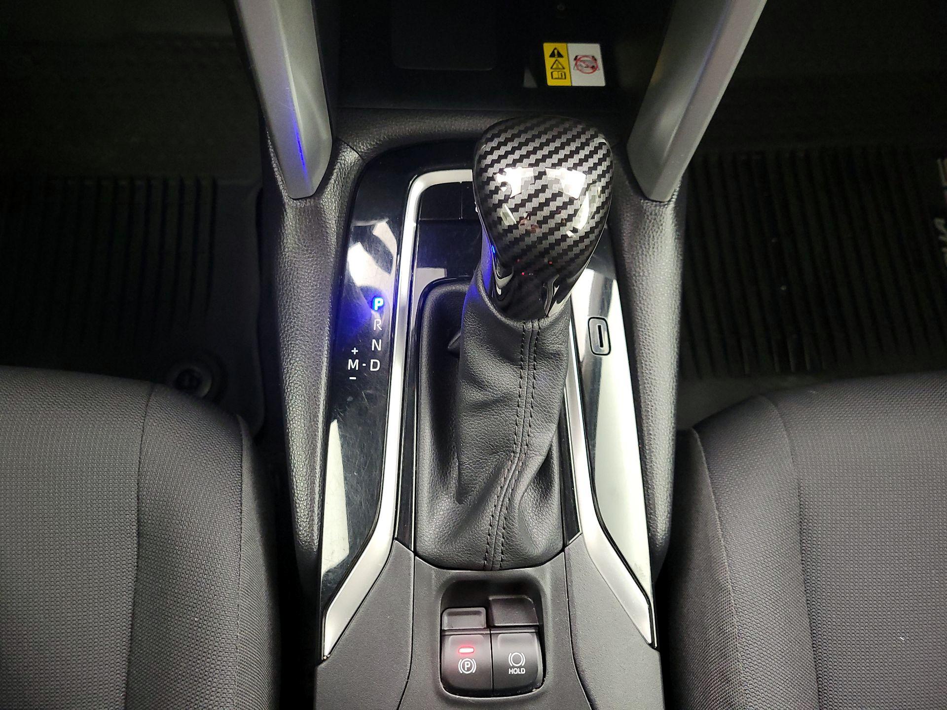 Thumbnail: 2022 Toyota Corolla Cross - 18