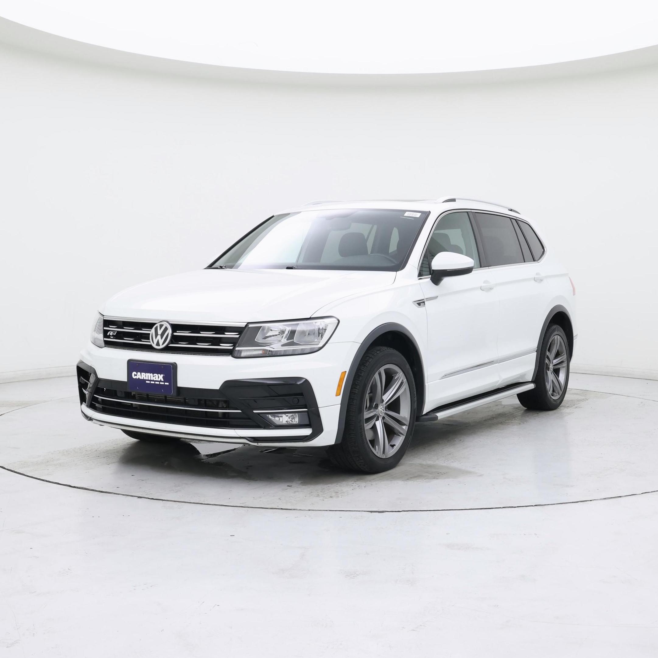 Thumbnail: 2019 Volkswagen Tiguan - 4