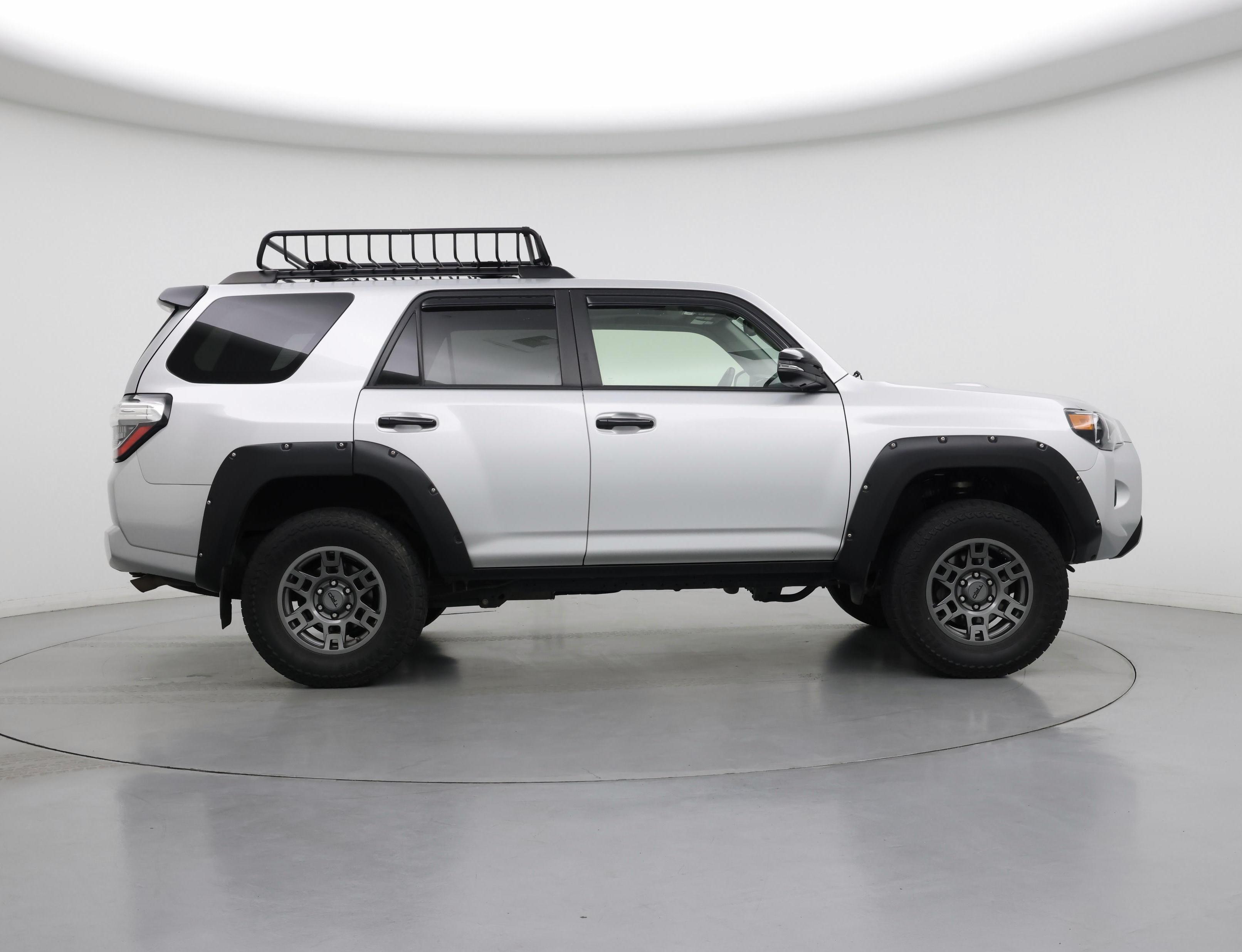 Thumbnail: 2020 Toyota 4Runner - 7