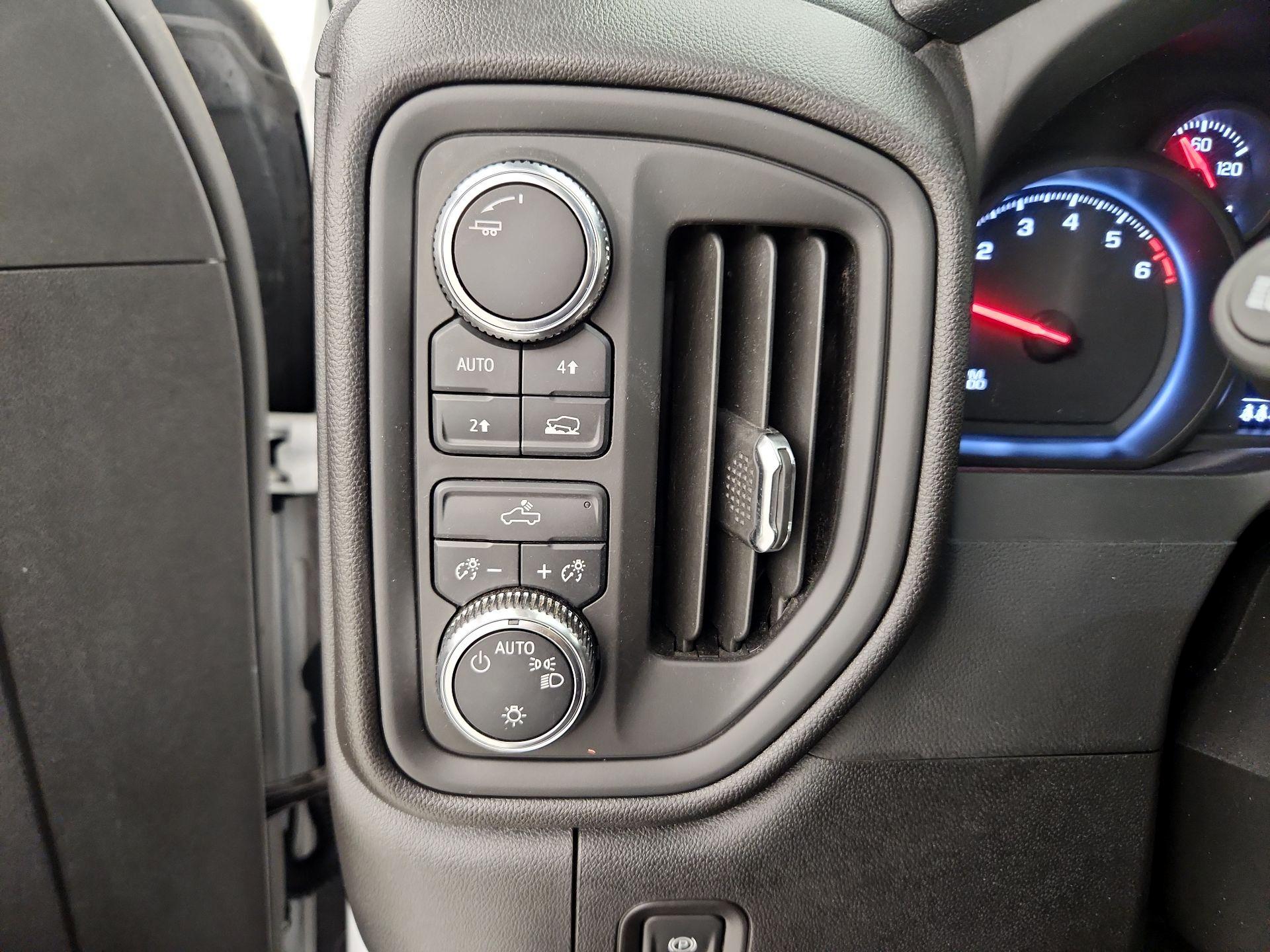 Thumbnail: 2025 GMC Sierra 1500 - 13