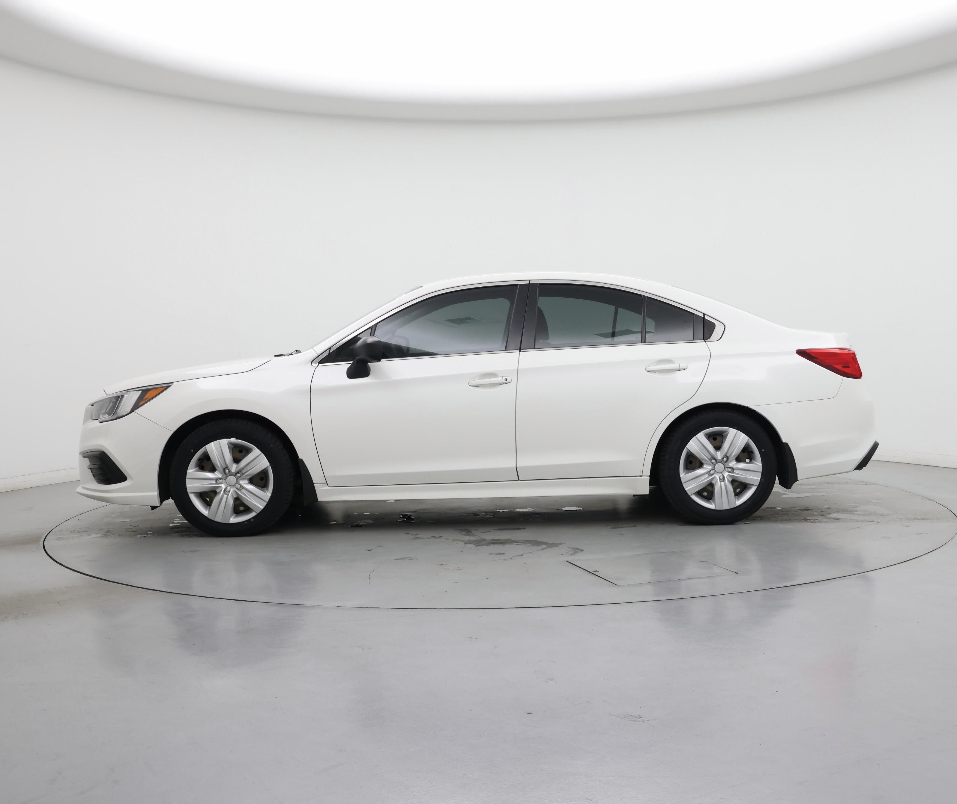 Thumbnail: 2018 Subaru Legacy - 3