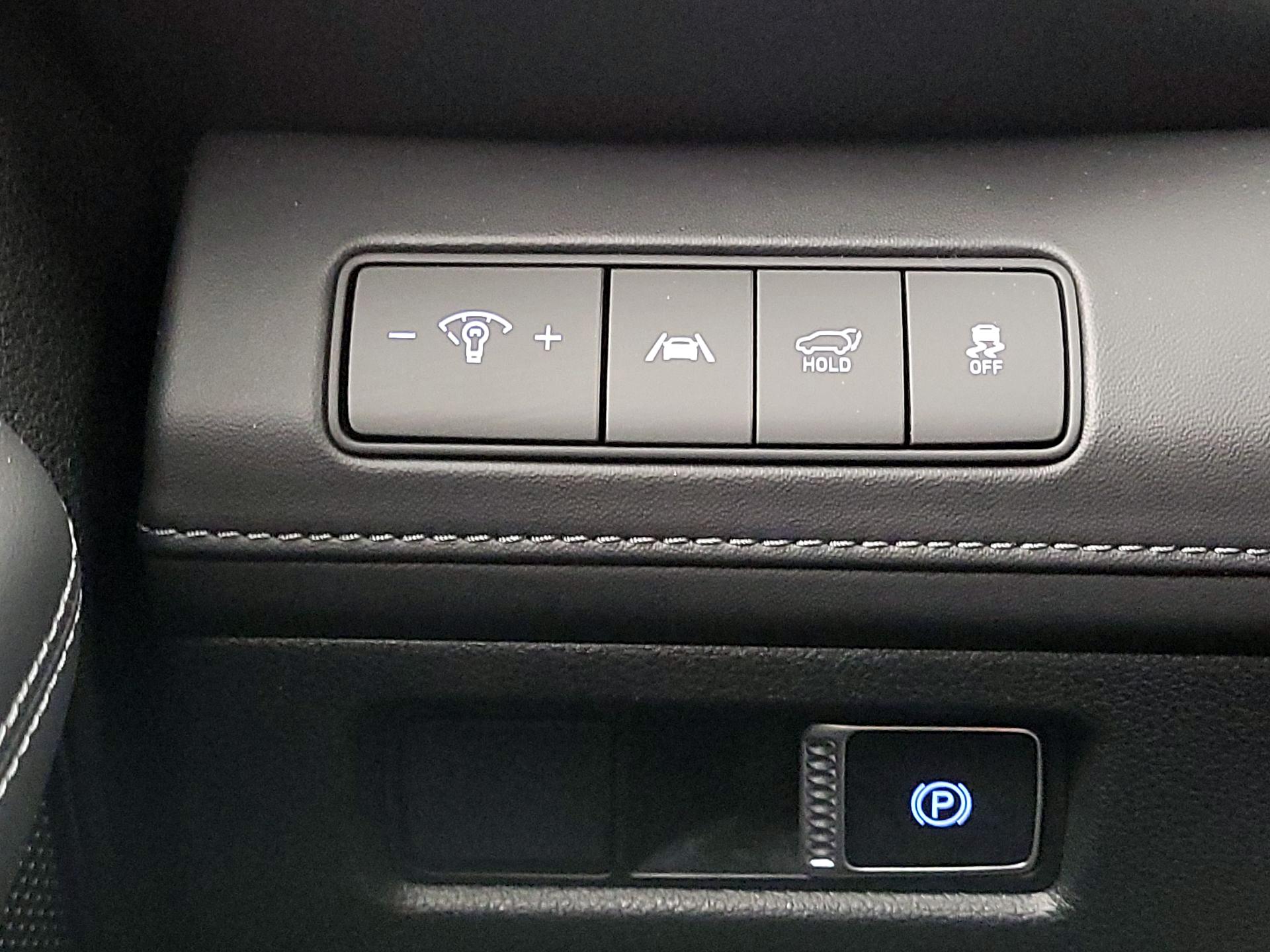 Thumbnail: 2023 Hyundai Santa Fe - 13