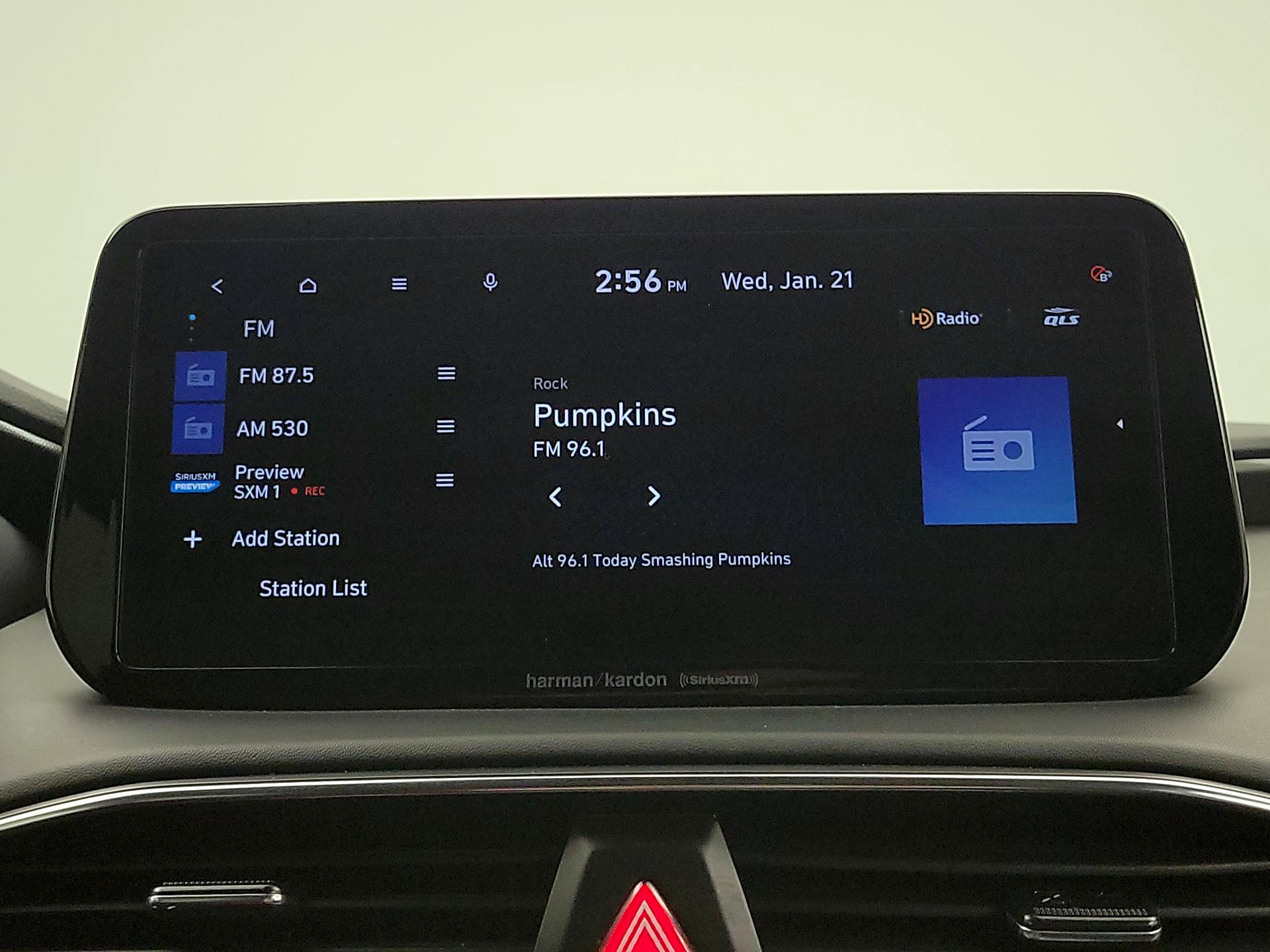 Thumbnail: 2023 Hyundai Santa Fe - 16