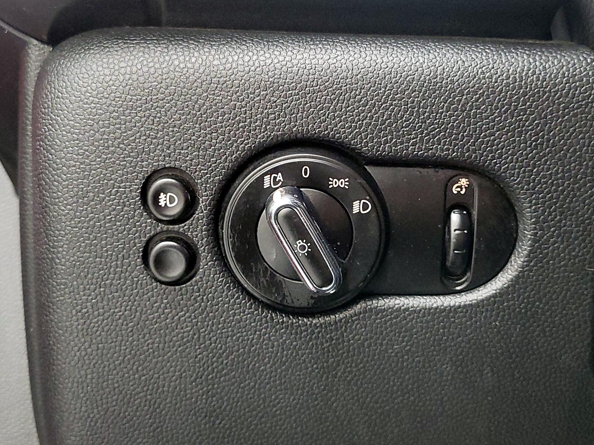 Thumbnail: 2020 MINI Cooper - 13