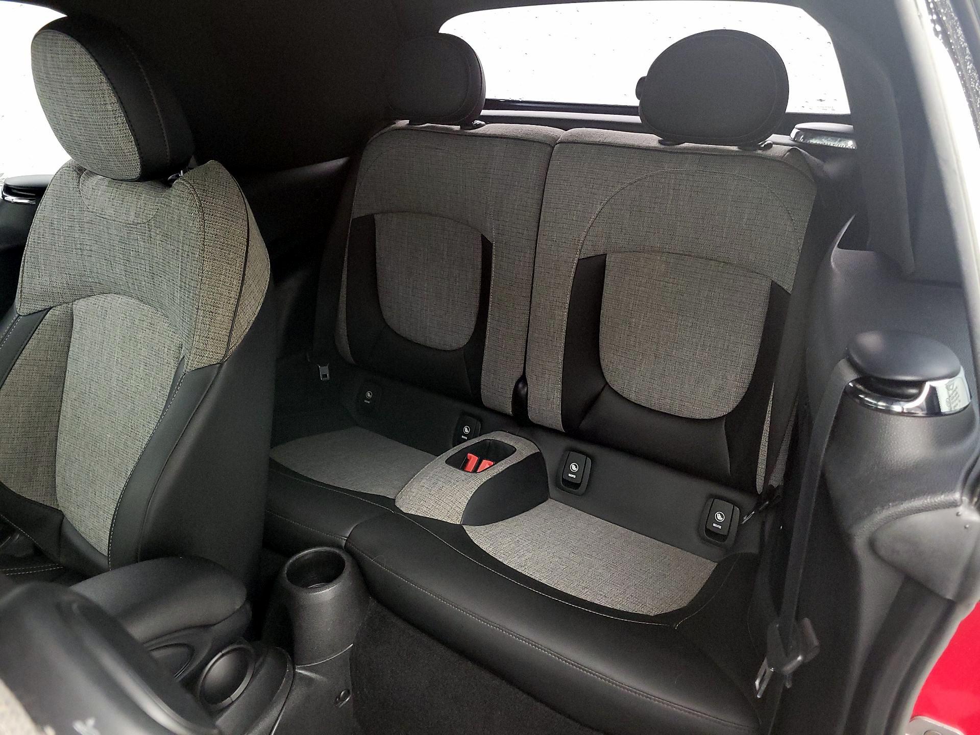 Thumbnail: 2020 MINI Cooper - 19