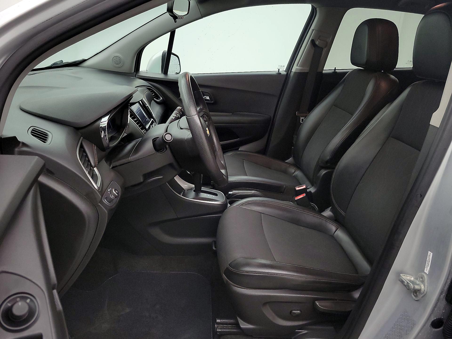 Thumbnail: 2021 Chevrolet Trax - 11