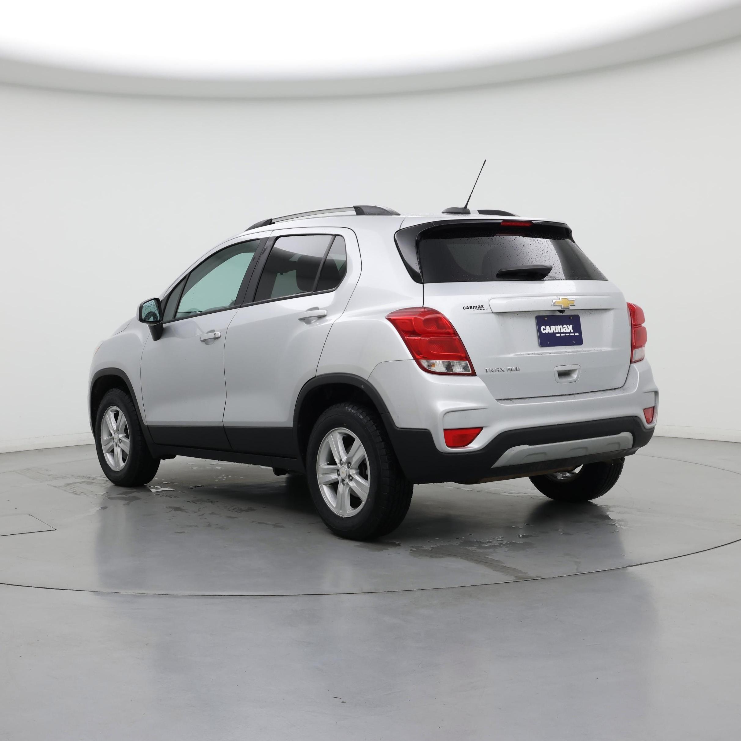 Thumbnail: 2021 Chevrolet Trax - 2