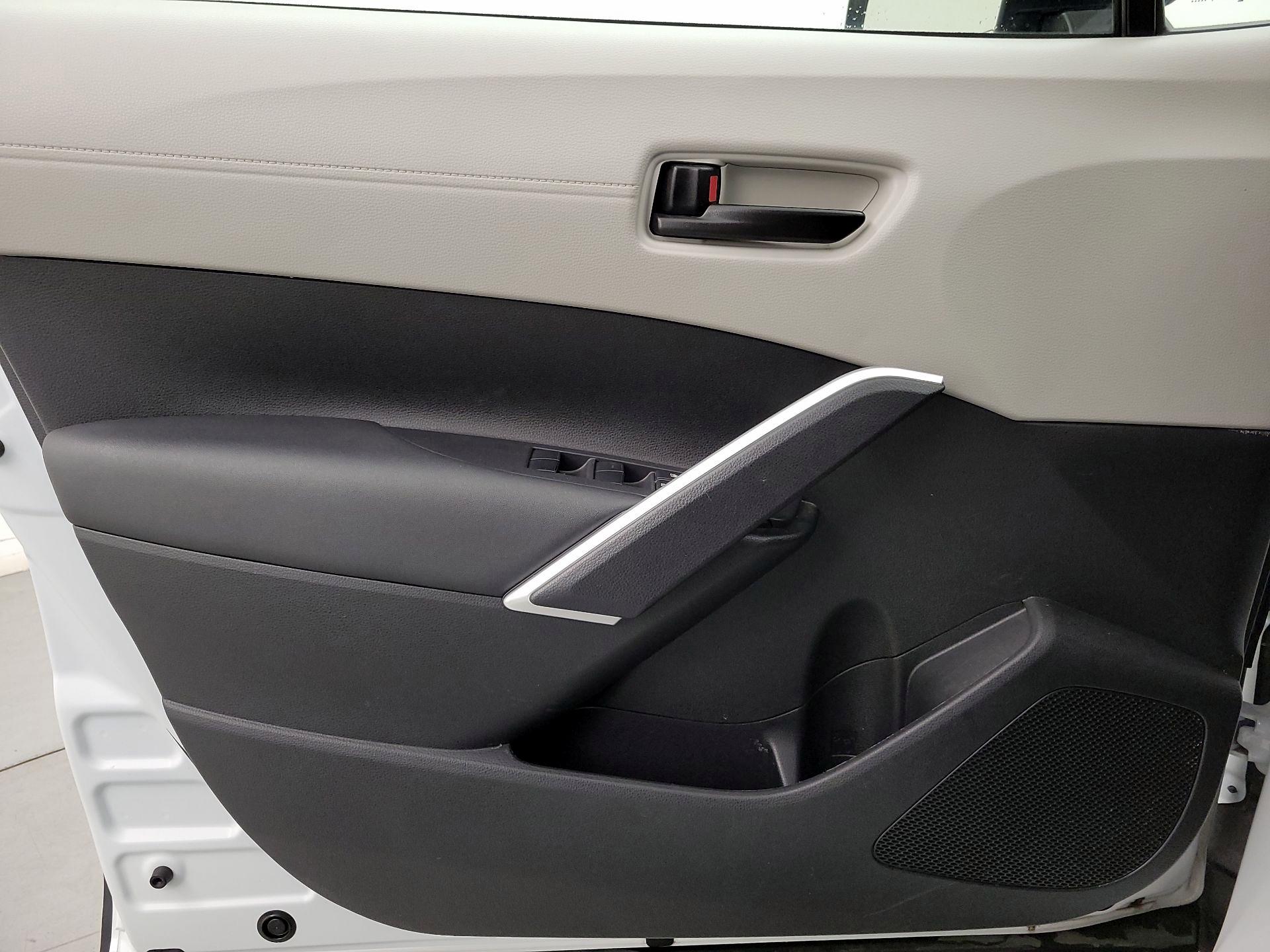 Thumbnail: 2023 Toyota Corolla Cross - 12