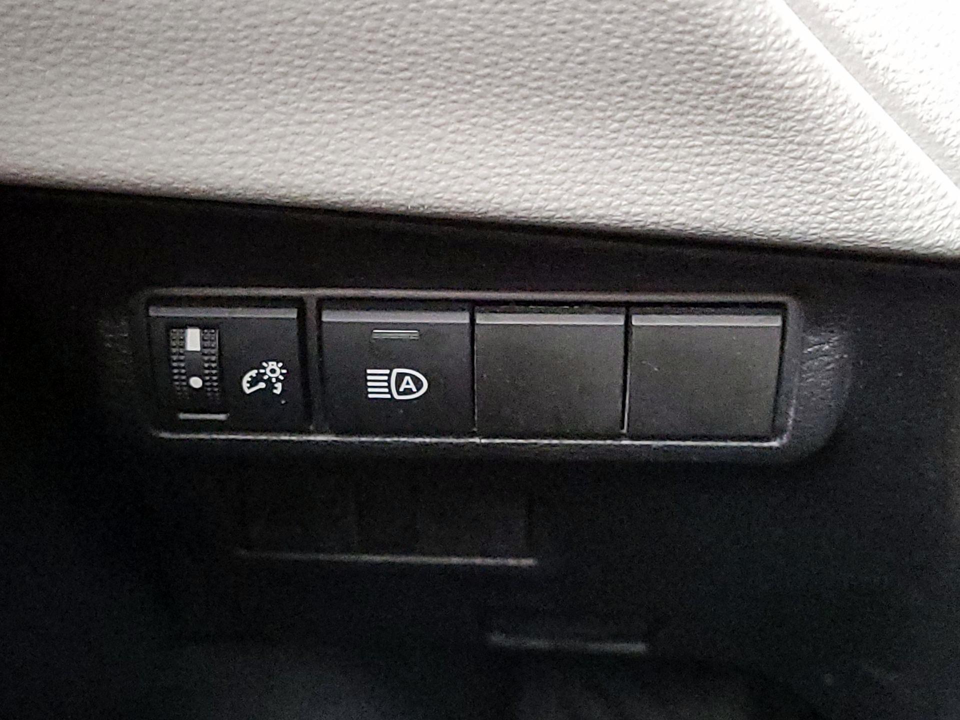 Thumbnail: 2023 Toyota Corolla Cross - 13