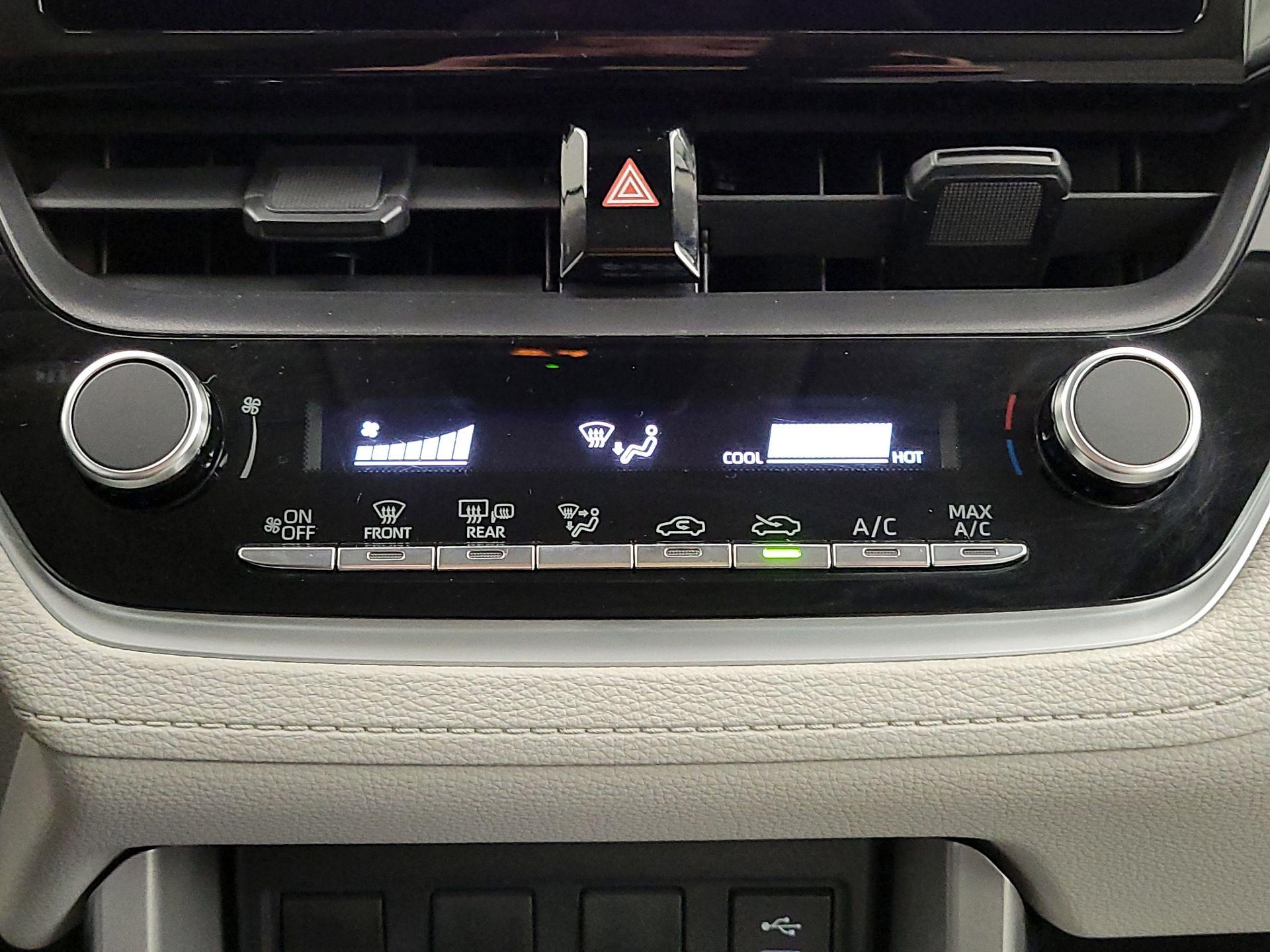 Thumbnail: 2023 Toyota Corolla Cross - 17