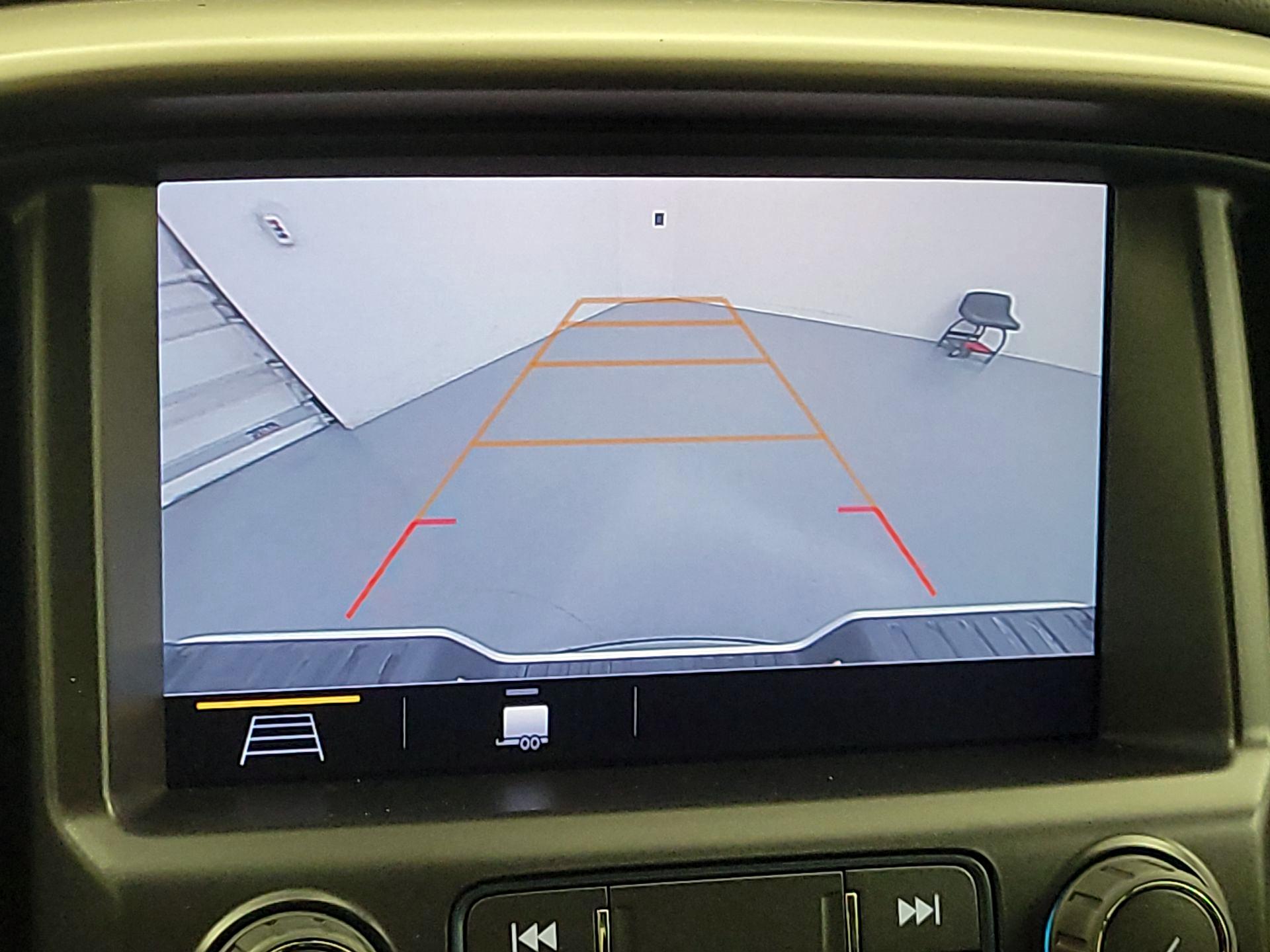 Thumbnail: 2022 Chevrolet Colorado - 15