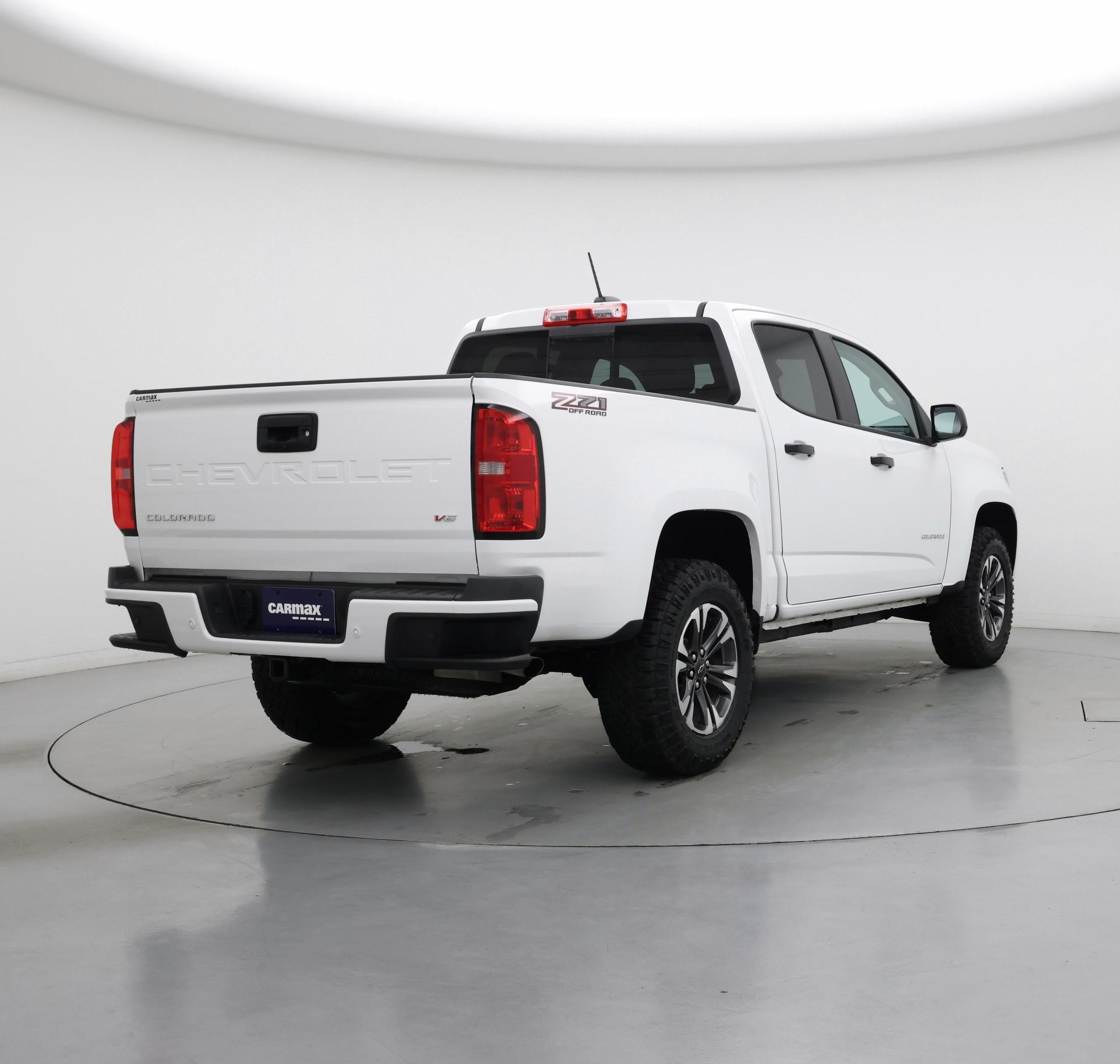 Thumbnail: 2022 Chevrolet Colorado - 8