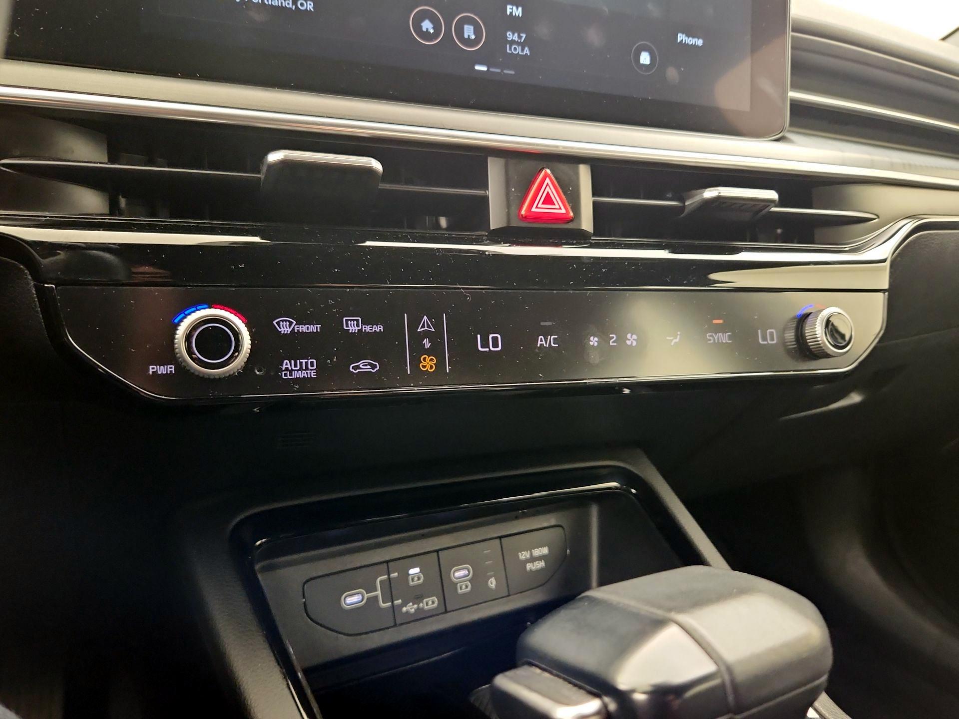 Thumbnail: 2025 Kia K5 - 17