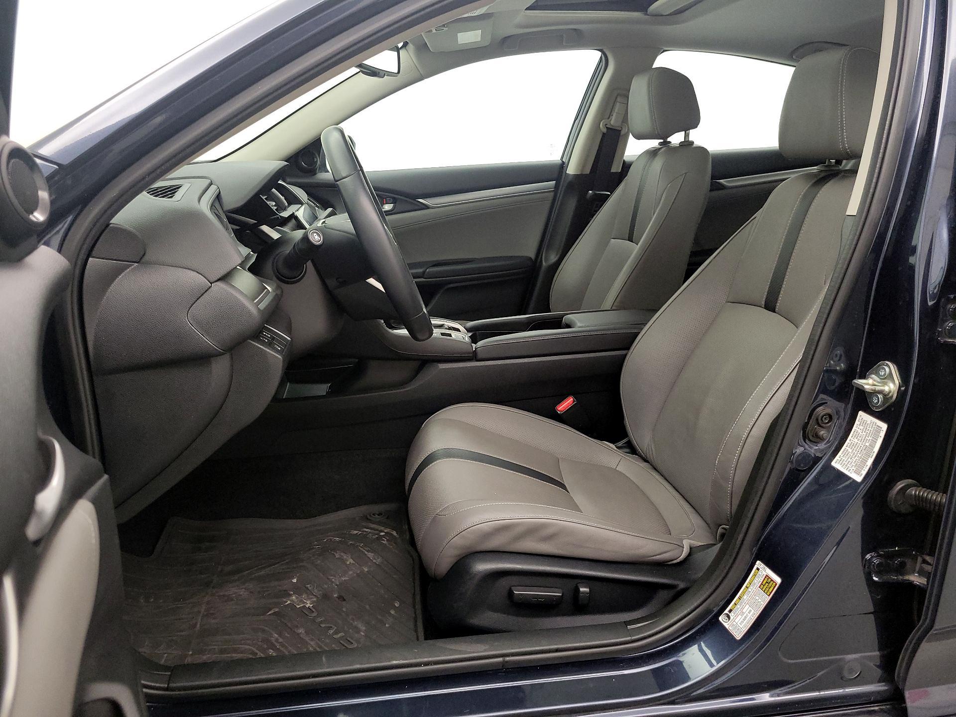 Thumbnail: 2016 Honda Civic - 11