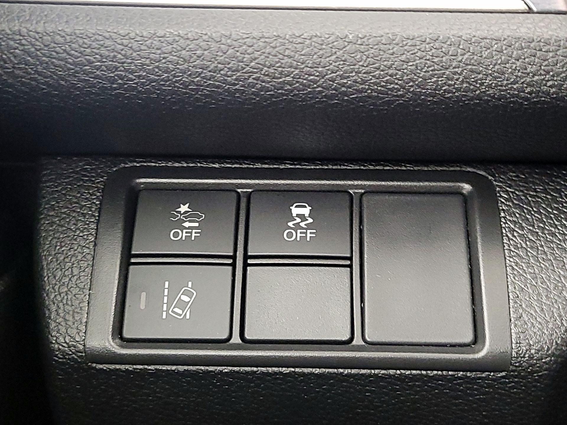 Thumbnail: 2016 Honda Civic - 13