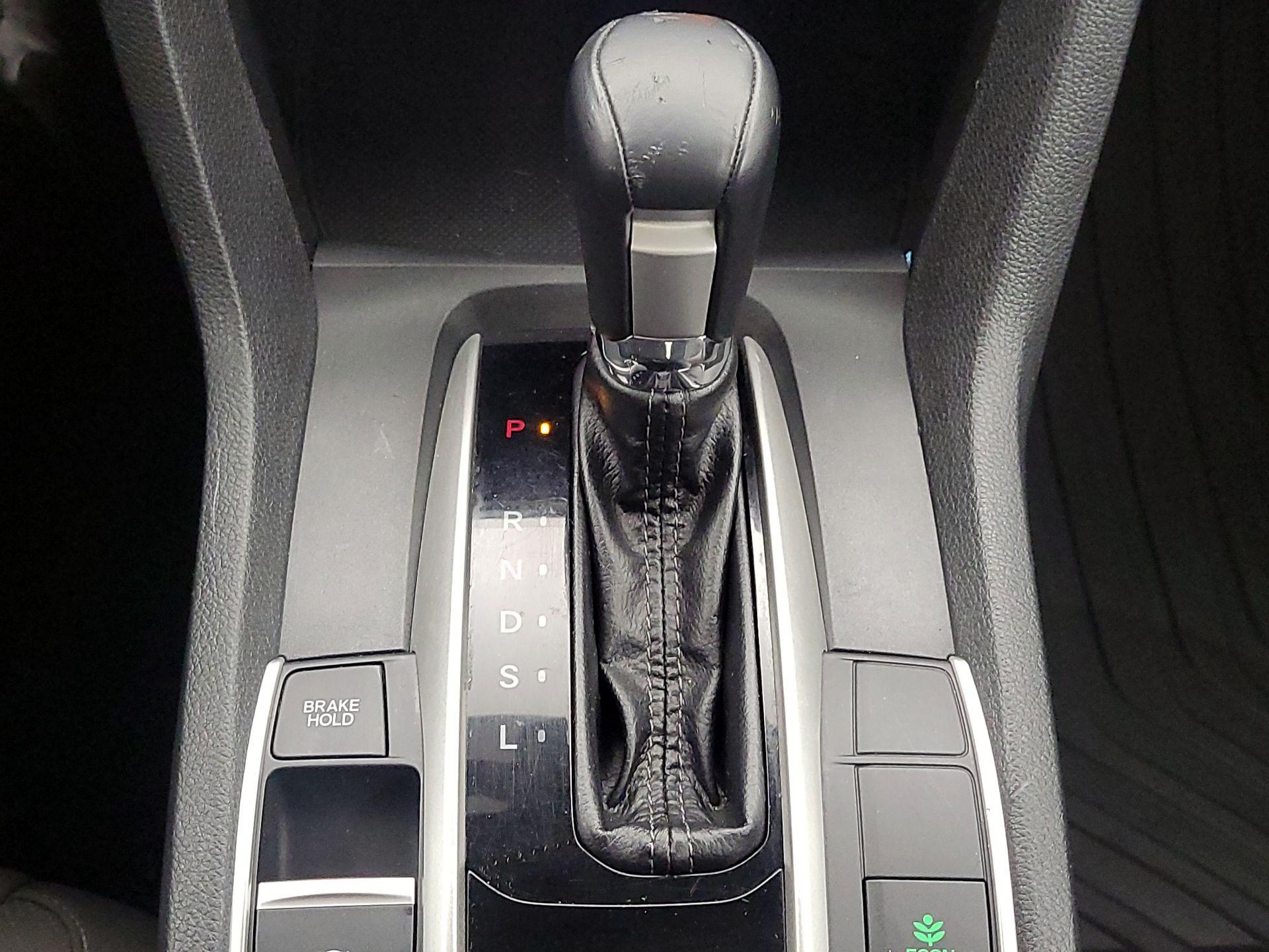 Thumbnail: 2016 Honda Civic - 17