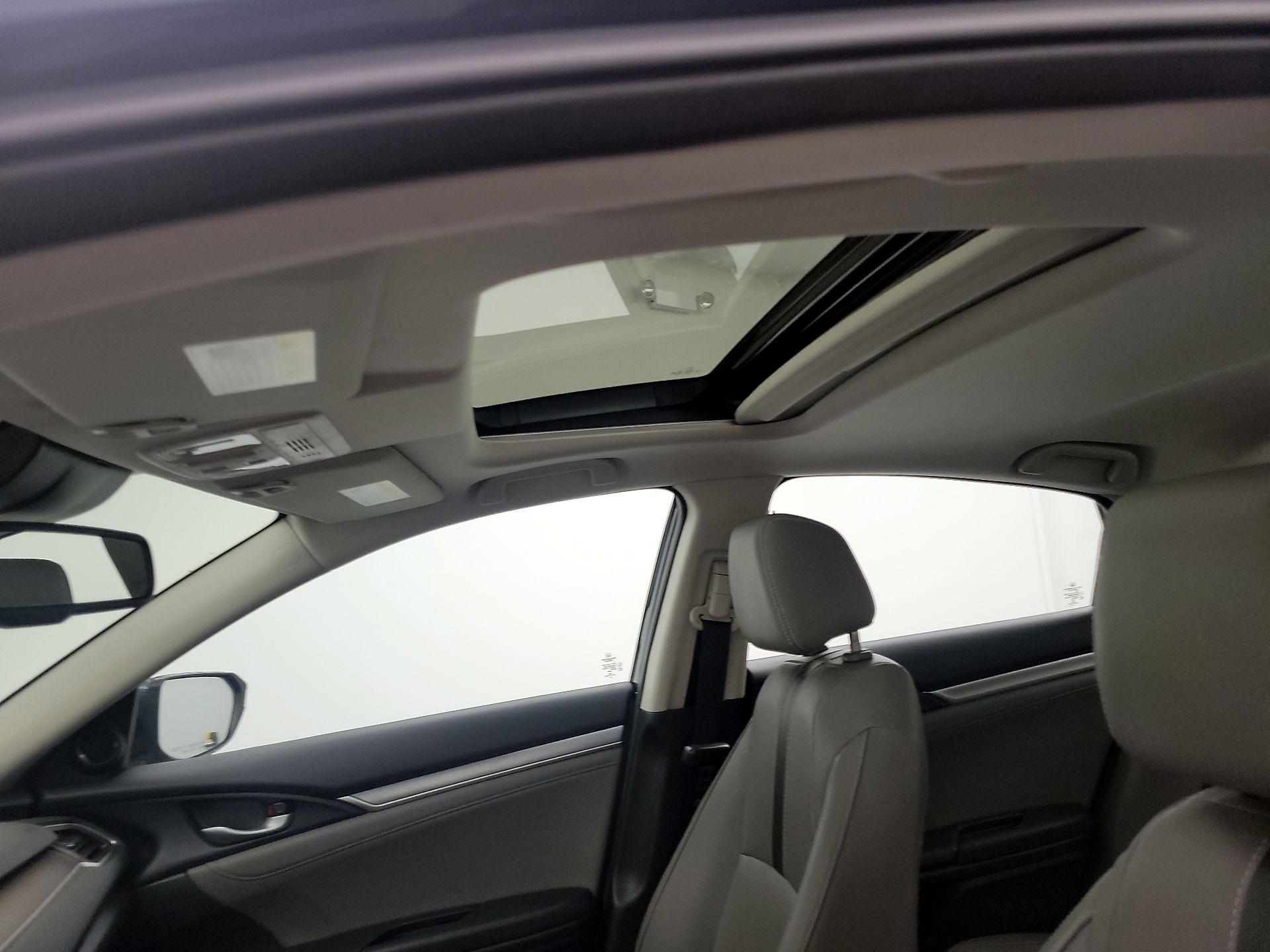 Thumbnail: 2016 Honda Civic - 19