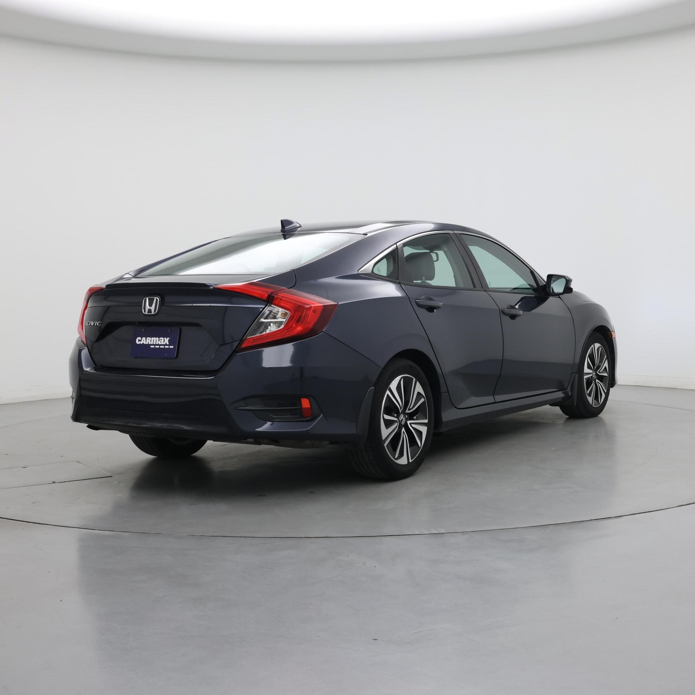 Thumbnail: 2016 Honda Civic - 8