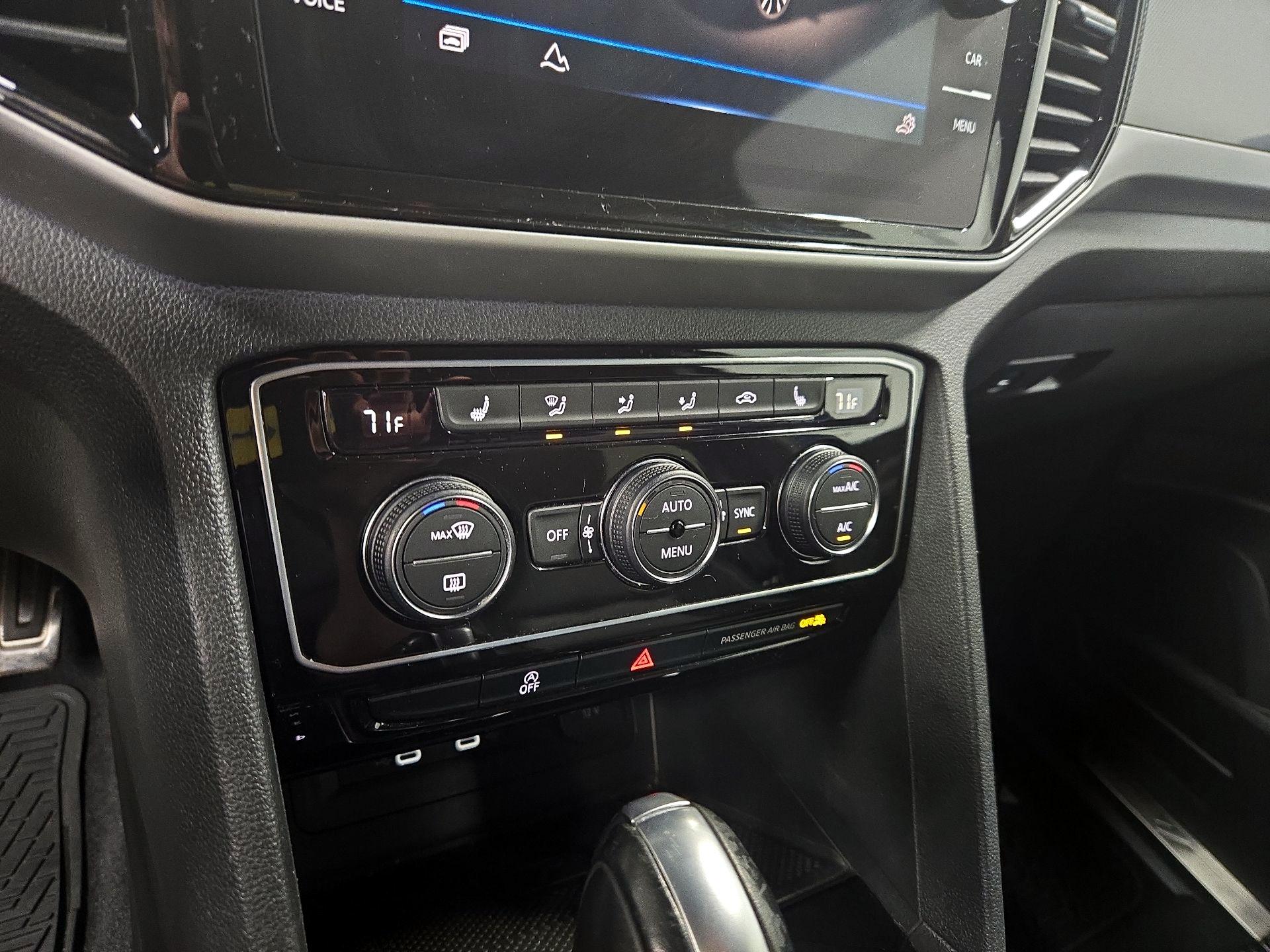 Thumbnail: 2023 Volkswagen Atlas - 17