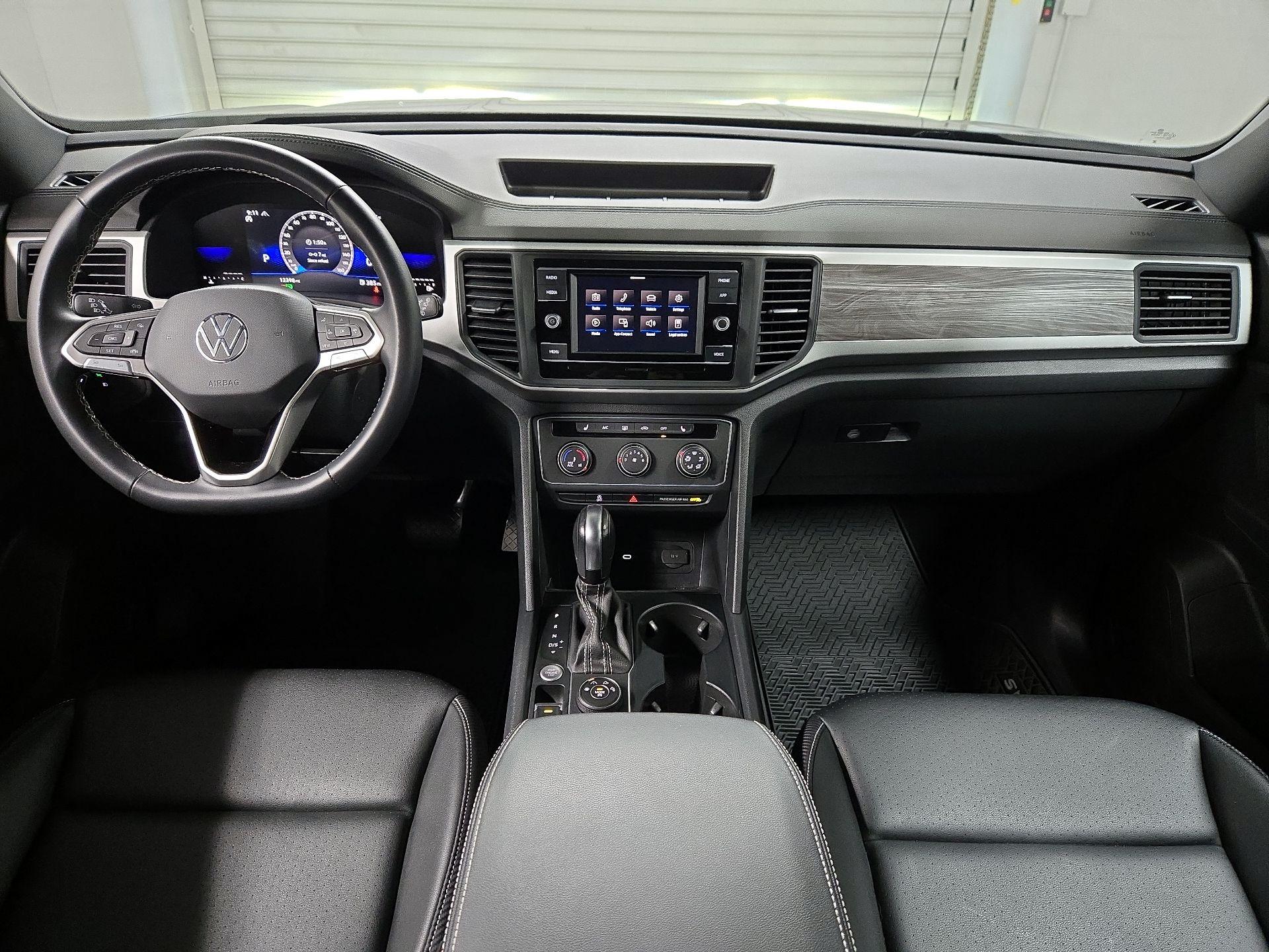 Thumbnail: 2023 Volkswagen Atlas - 9