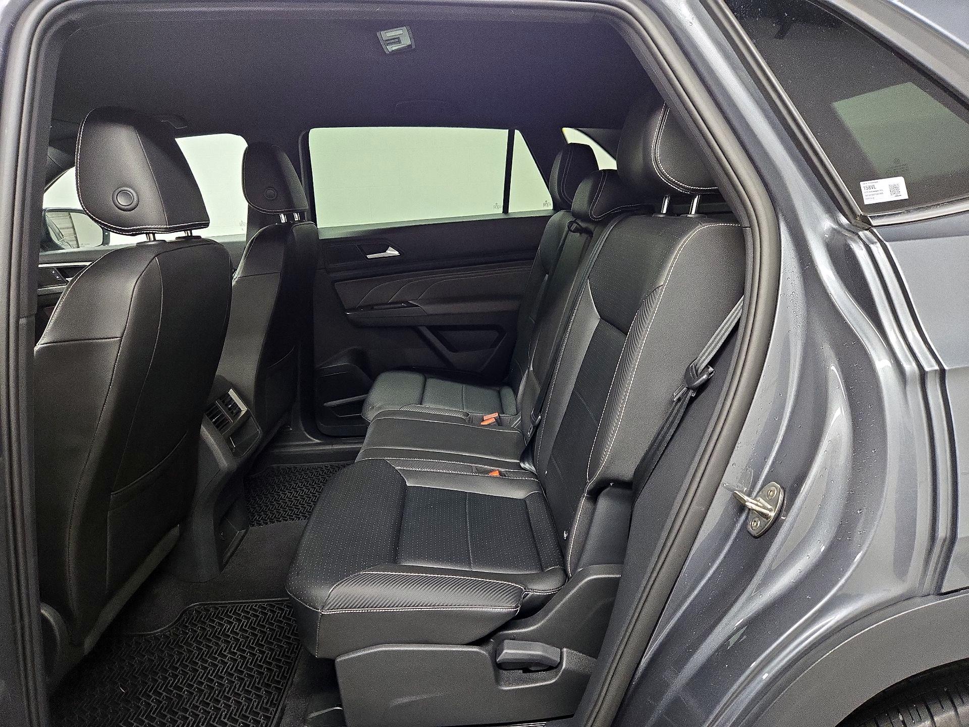 Thumbnail: 2023 Volkswagen Atlas - 19